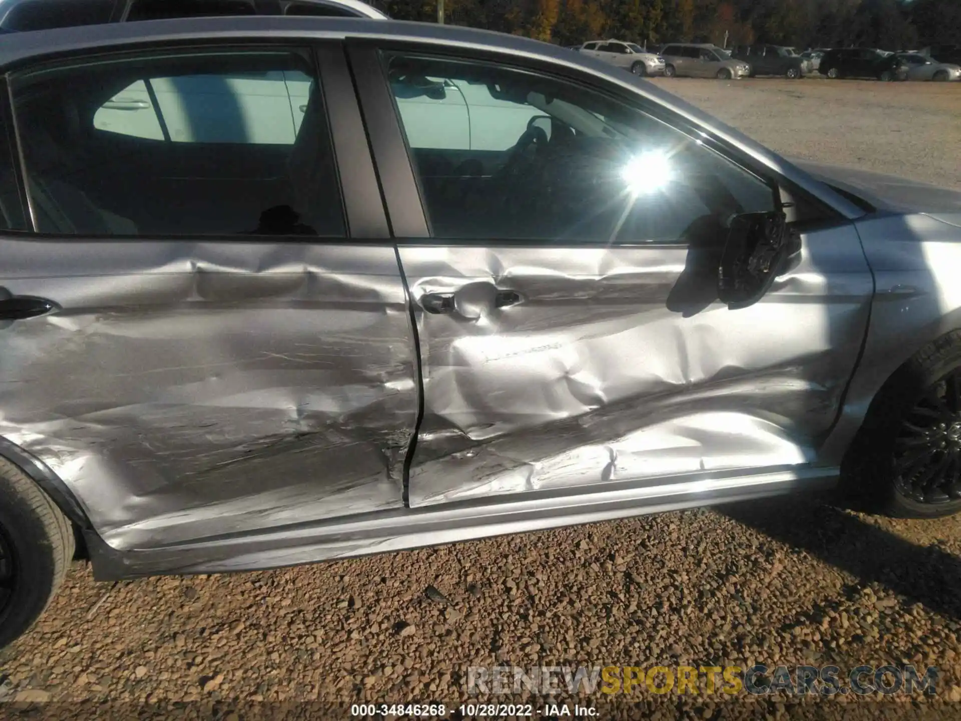 6 Photograph of a damaged car 4T1G11AK6LU324144 TOYOTA CAMRY 2020