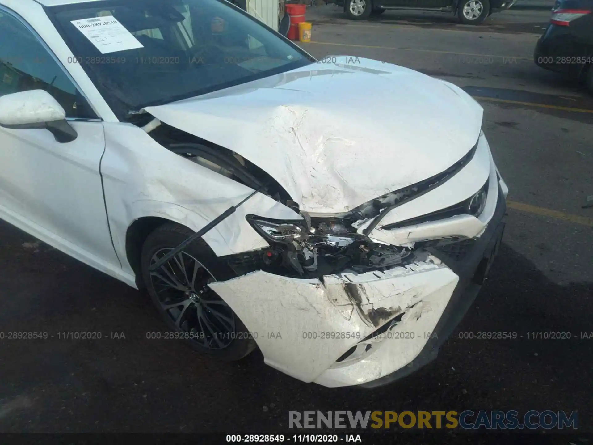 6 Photograph of a damaged car 4T1G11AK6LU324323 TOYOTA CAMRY 2020