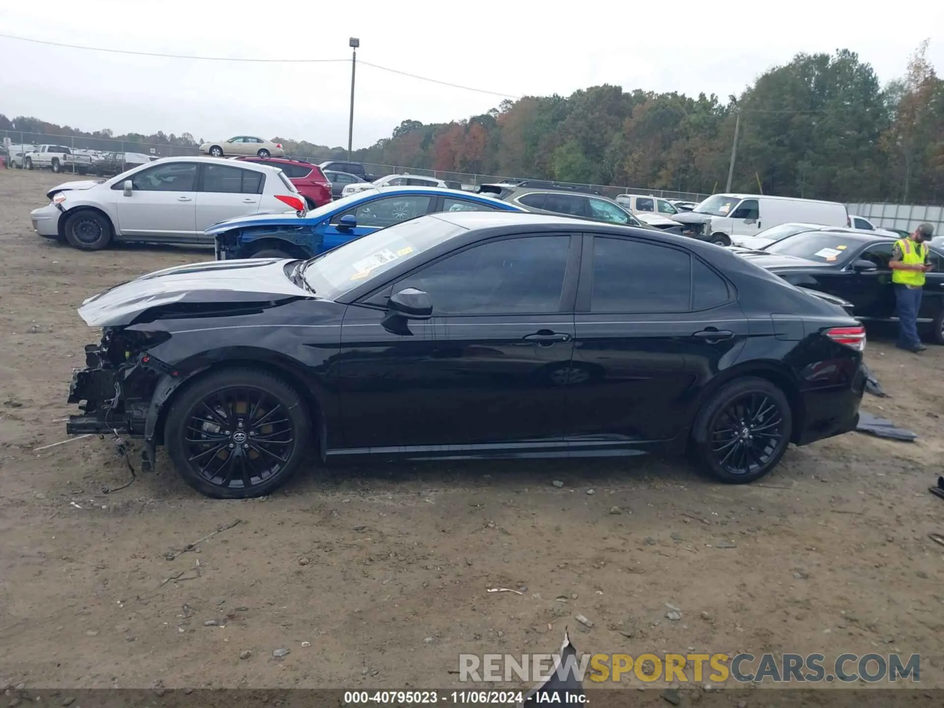15 Photograph of a damaged car 4T1G11AK6LU329778 TOYOTA CAMRY 2020