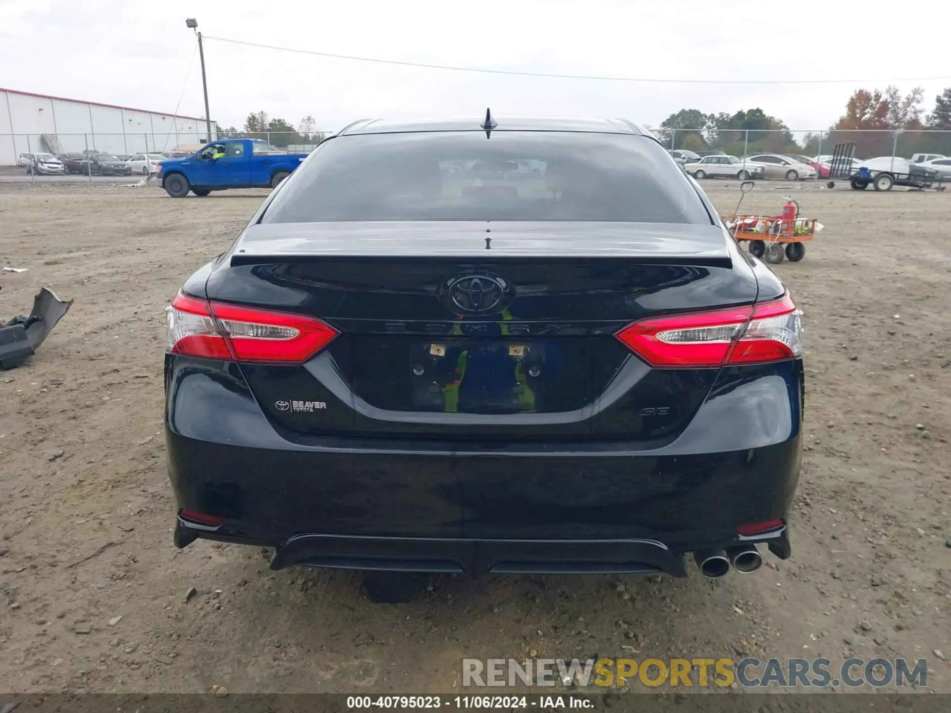 17 Photograph of a damaged car 4T1G11AK6LU329778 TOYOTA CAMRY 2020