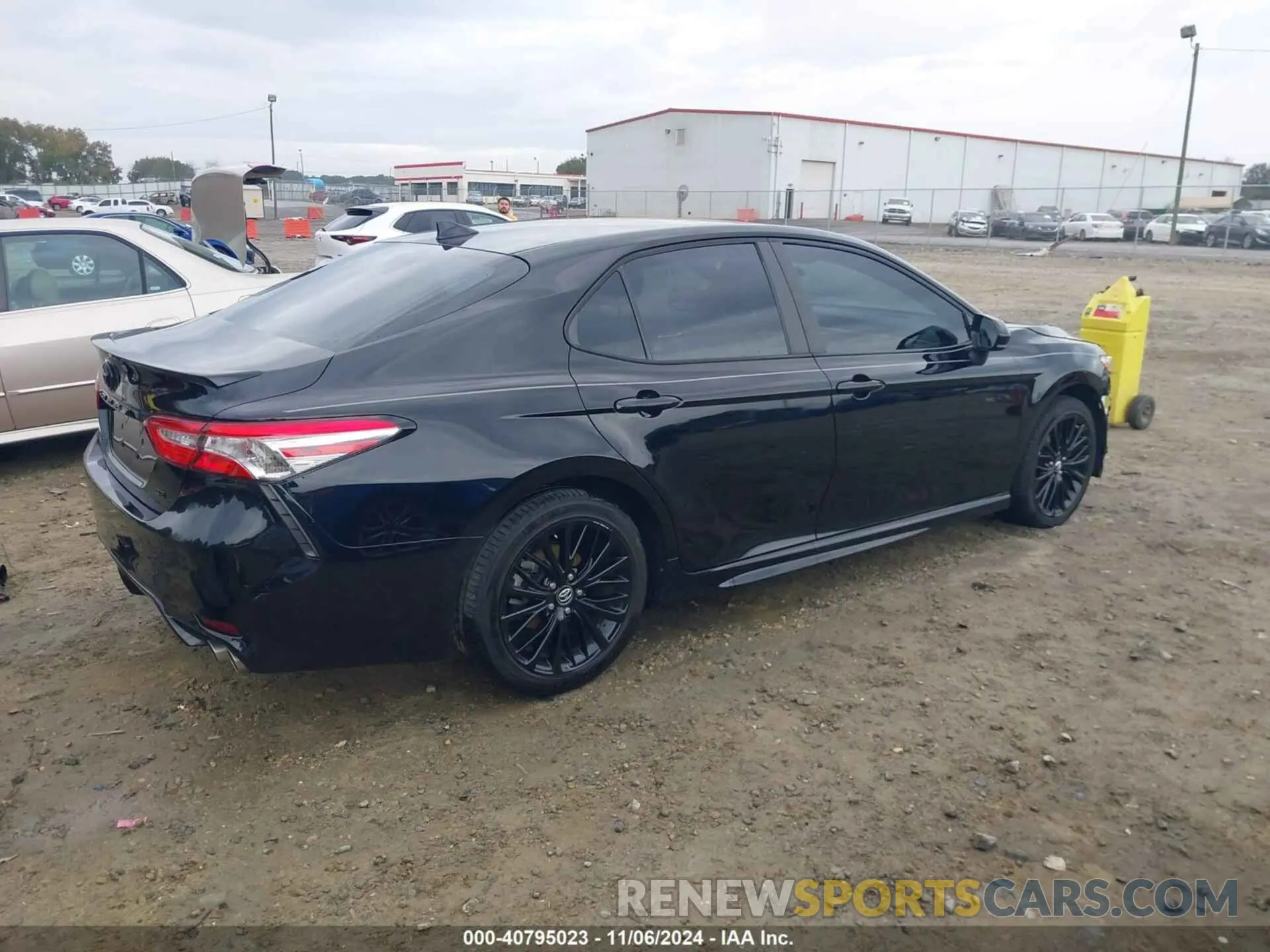4 Photograph of a damaged car 4T1G11AK6LU329778 TOYOTA CAMRY 2020
