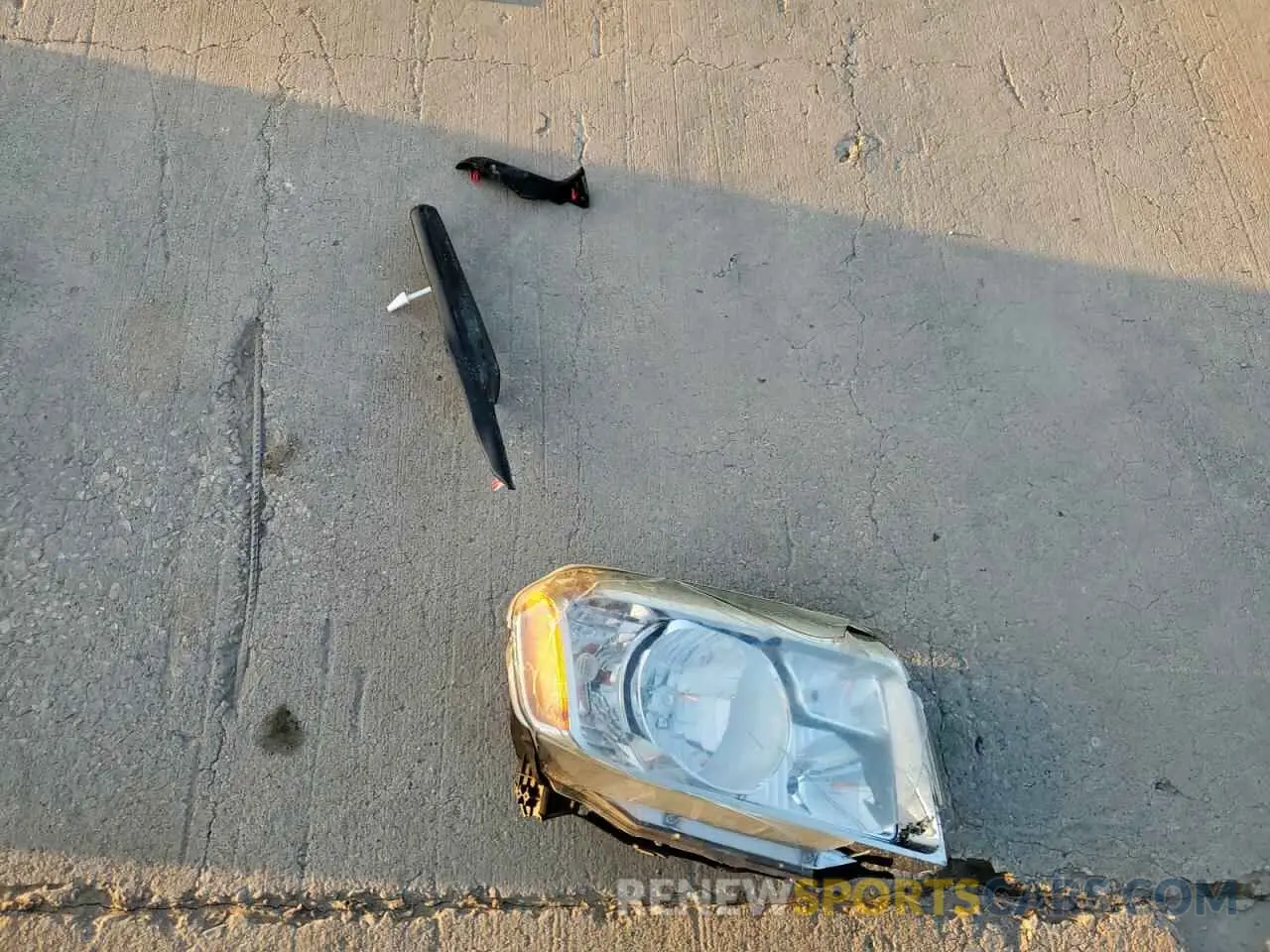 12 Photograph of a damaged car 4T1G11AK6LU332907 TOYOTA CAMRY 2020