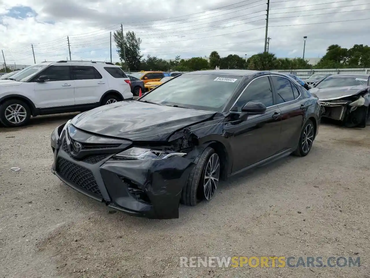 2 Photograph of a damaged car 4T1G11AK6LU337475 TOYOTA CAMRY 2020