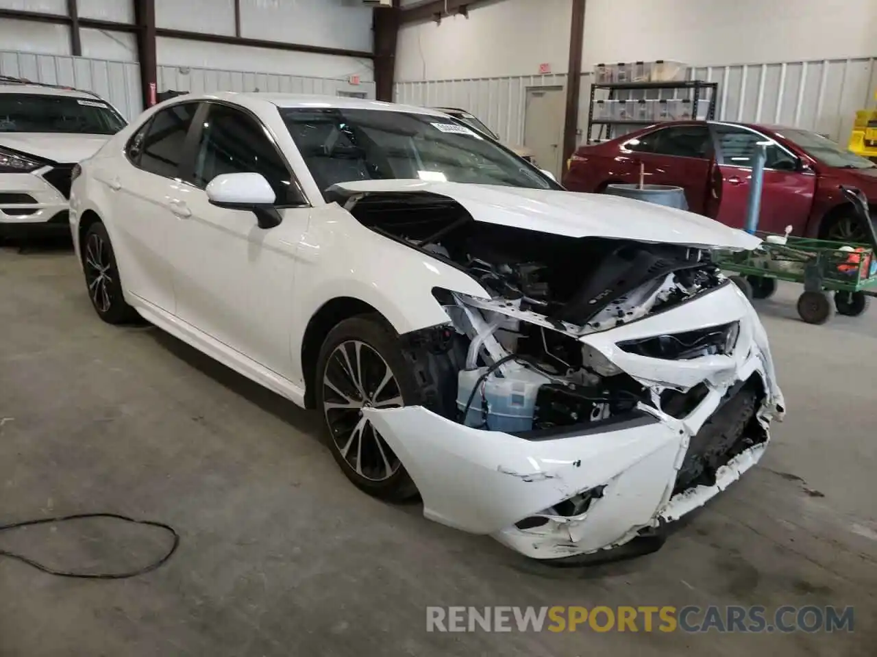 1 Photograph of a damaged car 4T1G11AK6LU341719 TOYOTA CAMRY 2020