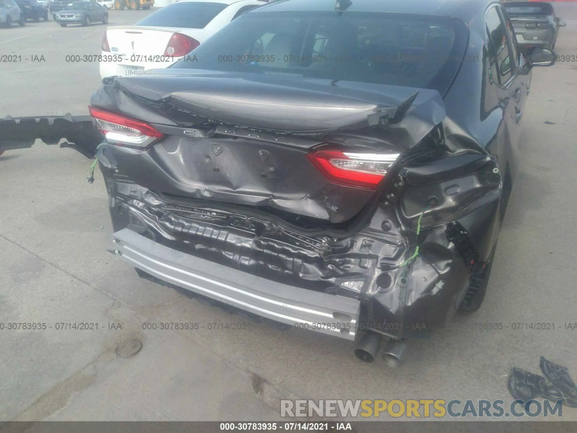 6 Photograph of a damaged car 4T1G11AK6LU342739 TOYOTA CAMRY 2020