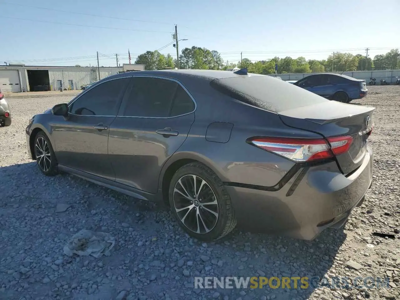 2 Photograph of a damaged car 4T1G11AK6LU345253 TOYOTA CAMRY 2020