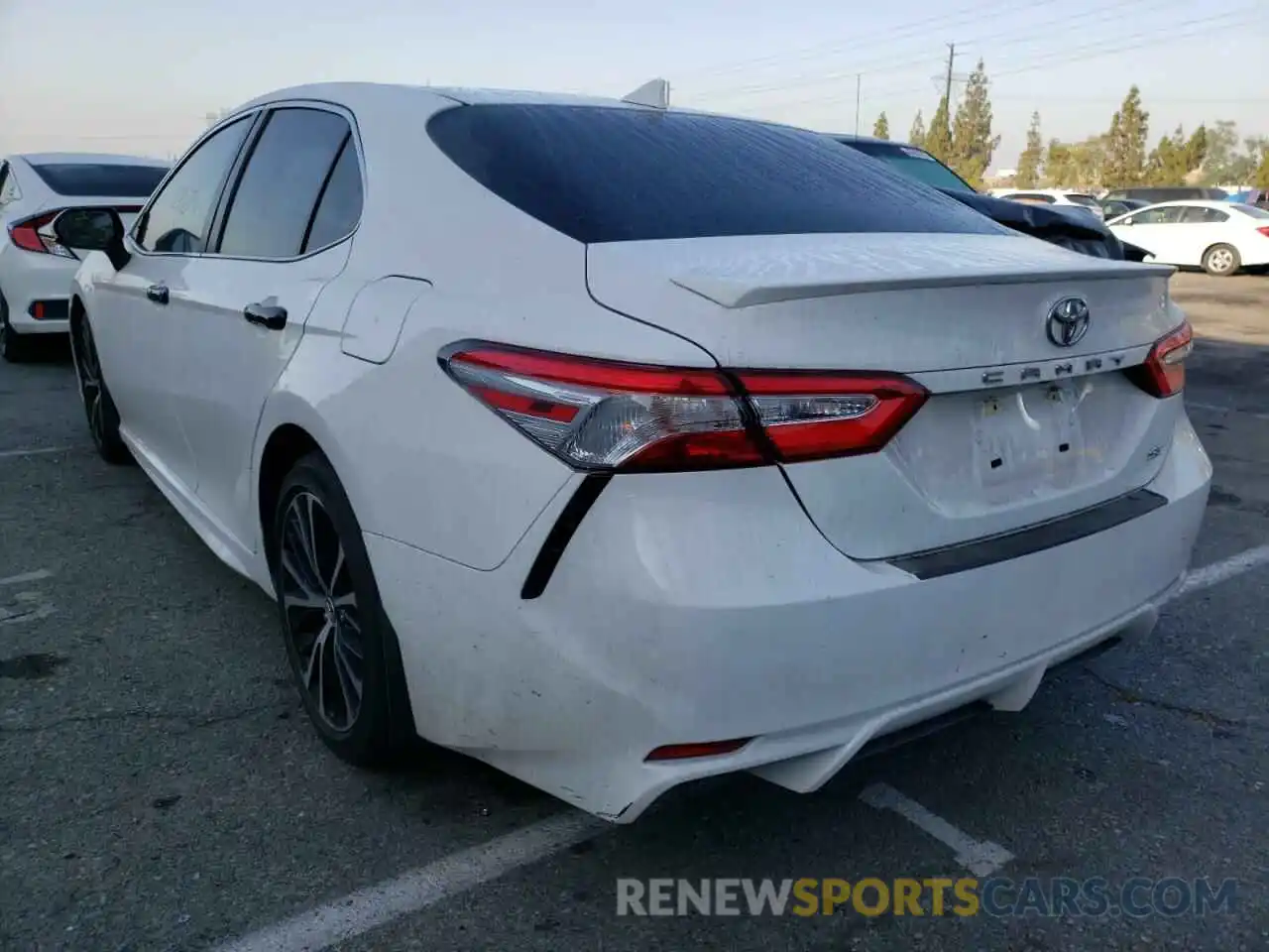 3 Photograph of a damaged car 4T1G11AK6LU354826 TOYOTA CAMRY 2020