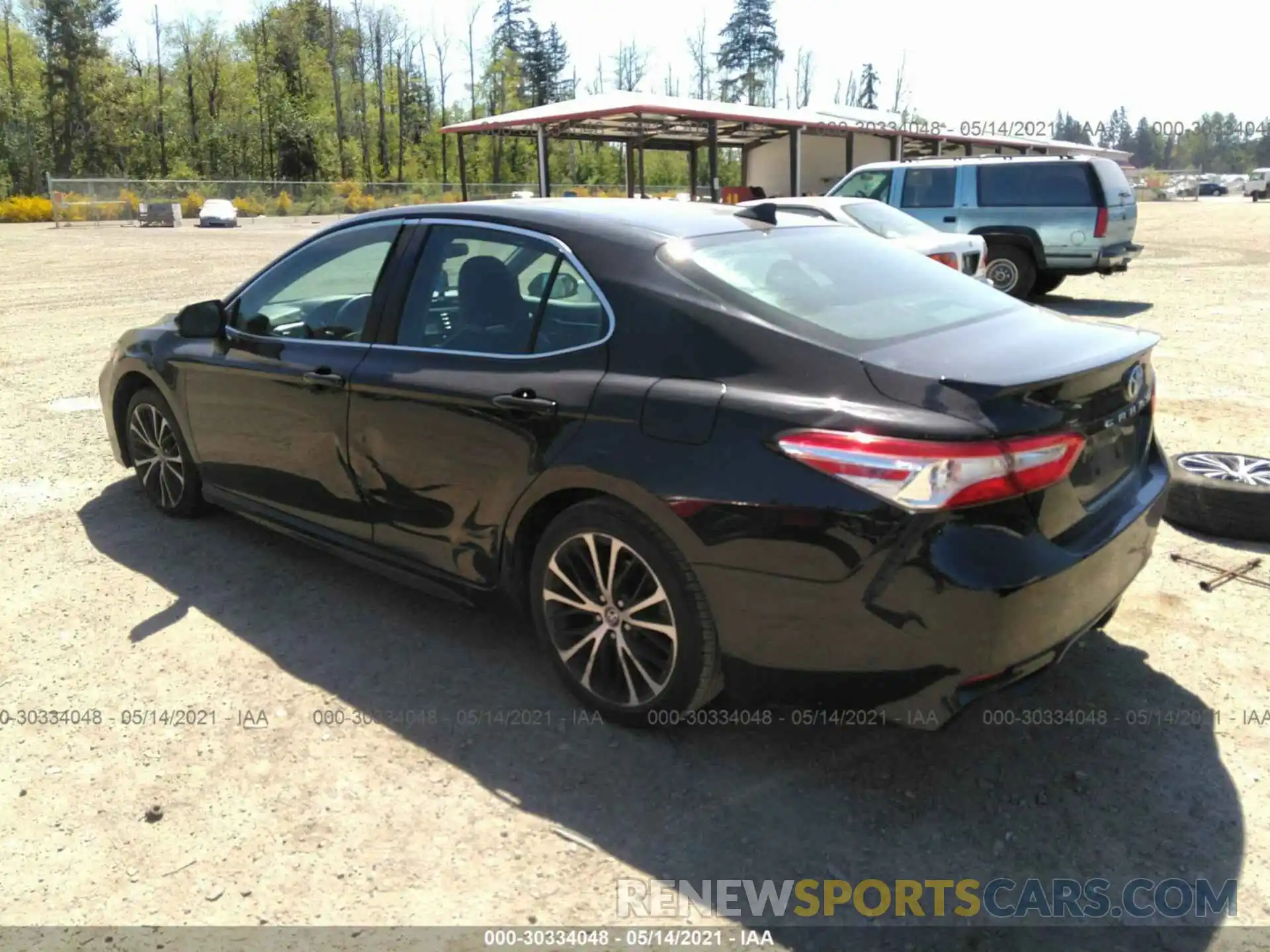 3 Photograph of a damaged car 4T1G11AK6LU356446 TOYOTA CAMRY 2020