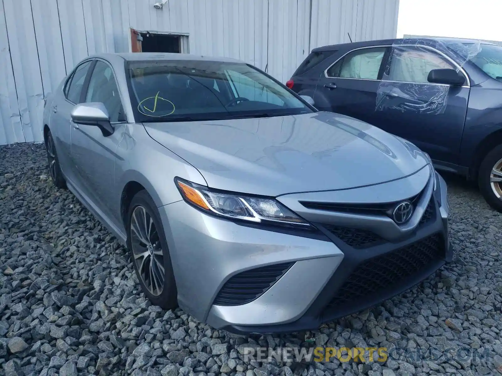 1 Photograph of a damaged car 4T1G11AK6LU358648 TOYOTA CAMRY 2020