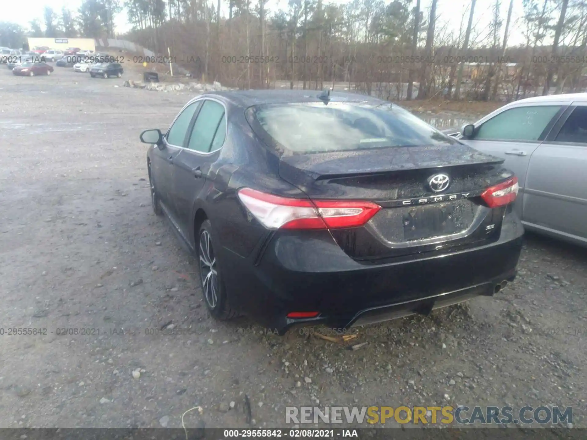 3 Photograph of a damaged car 4T1G11AK6LU363381 TOYOTA CAMRY 2020