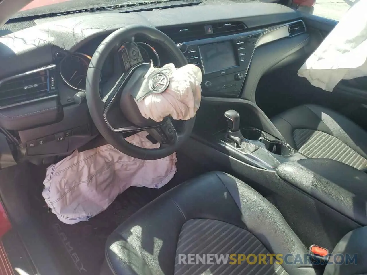 8 Photograph of a damaged car 4T1G11AK6LU364854 TOYOTA CAMRY 2020