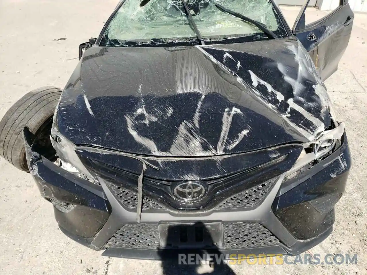 7 Photograph of a damaged car 4T1G11AK6LU369004 TOYOTA CAMRY 2020