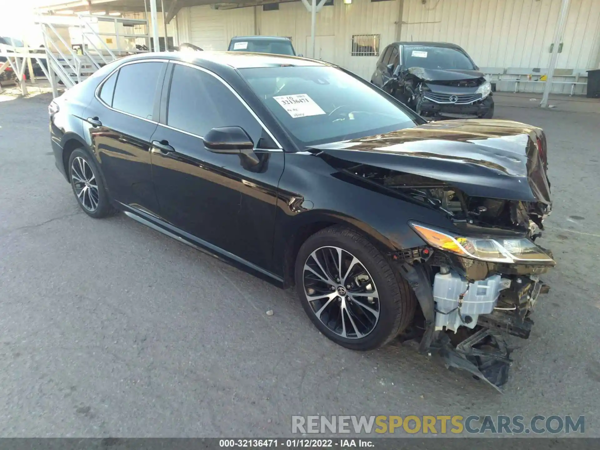 1 Photograph of a damaged car 4T1G11AK6LU371397 TOYOTA CAMRY 2020