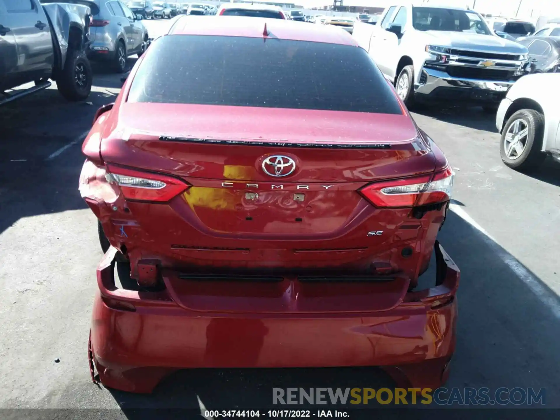 6 Photograph of a damaged car 4T1G11AK6LU379290 TOYOTA CAMRY 2020