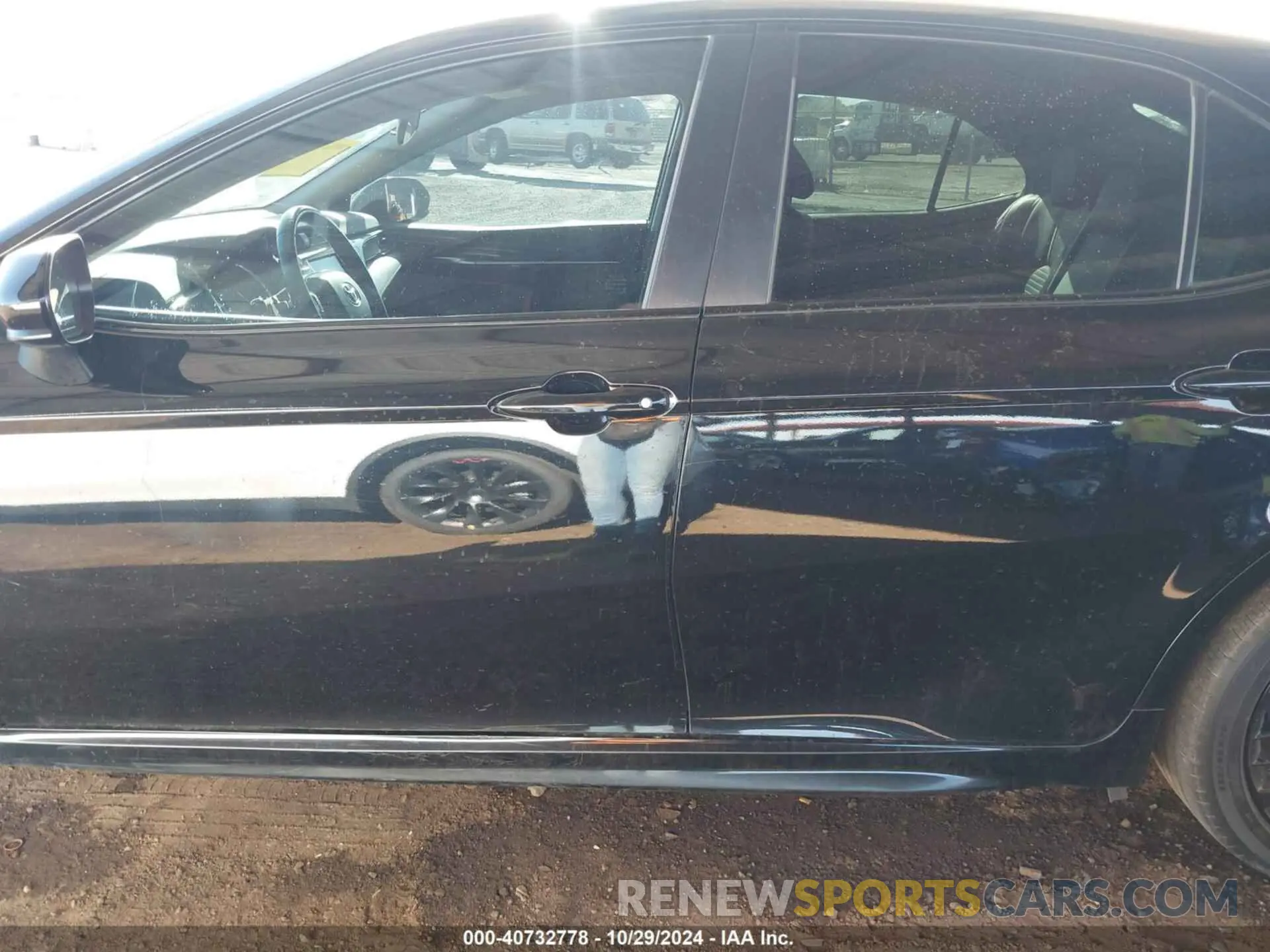 15 Photograph of a damaged car 4T1G11AK6LU399328 TOYOTA CAMRY 2020
