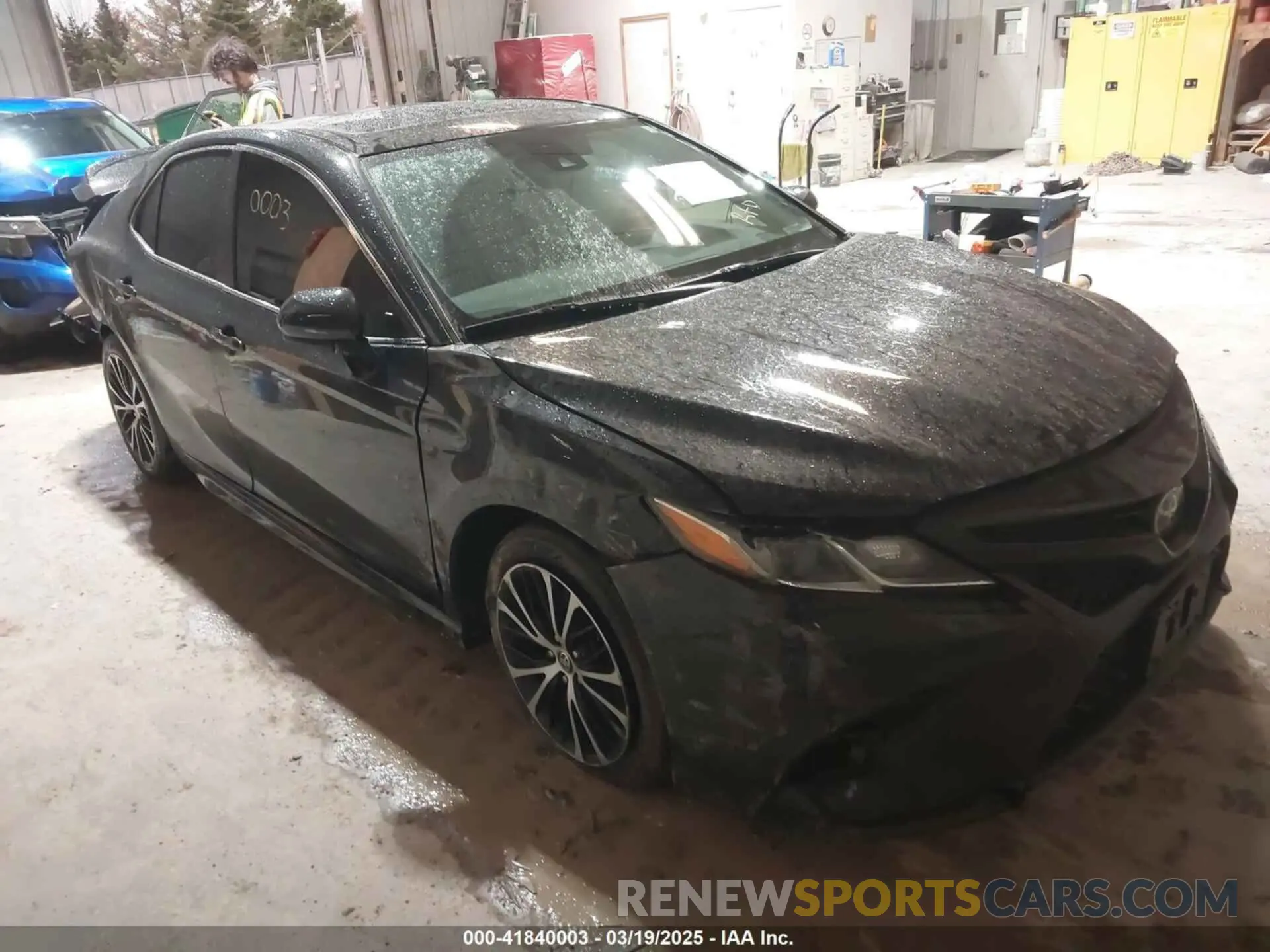 1 Photograph of a damaged car 4T1G11AK6LU505034 TOYOTA CAMRY 2020