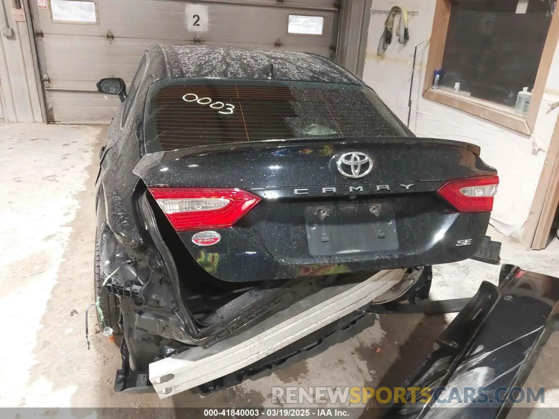 16 Photograph of a damaged car 4T1G11AK6LU505034 TOYOTA CAMRY 2020