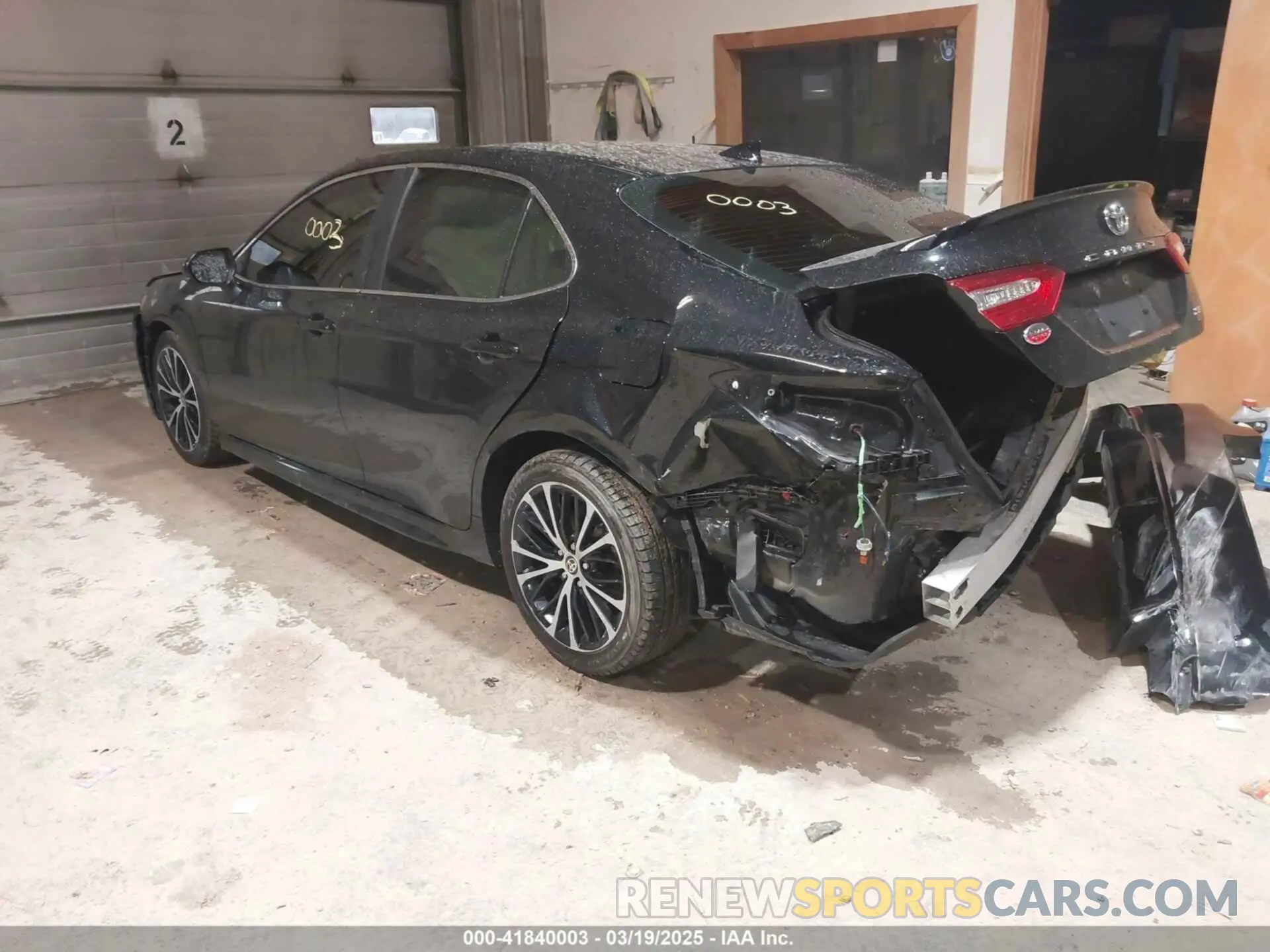 3 Photograph of a damaged car 4T1G11AK6LU505034 TOYOTA CAMRY 2020