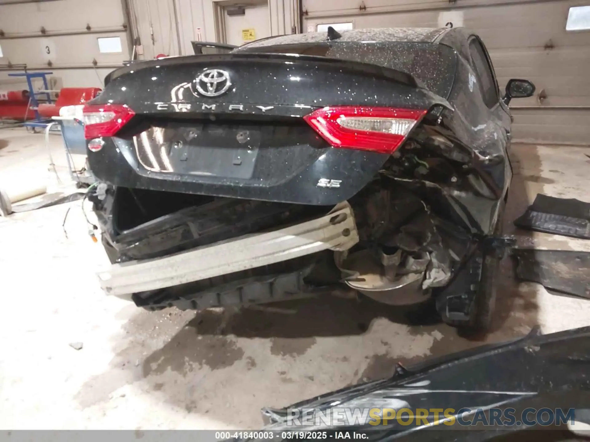 6 Photograph of a damaged car 4T1G11AK6LU505034 TOYOTA CAMRY 2020