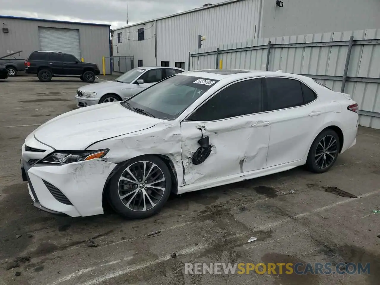 1 Photograph of a damaged car 4T1G11AK6LU505373 TOYOTA CAMRY 2020