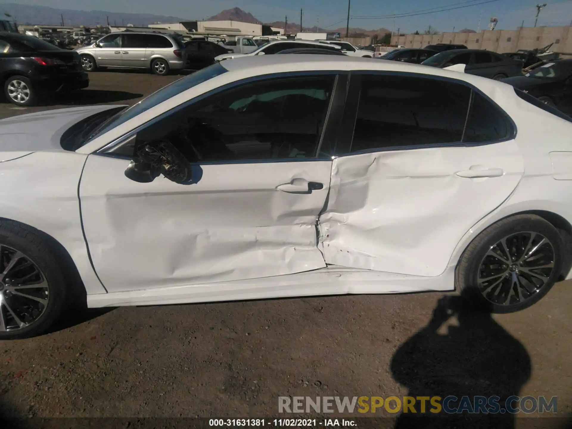 6 Photograph of a damaged car 4T1G11AK6LU857045 TOYOTA CAMRY 2020