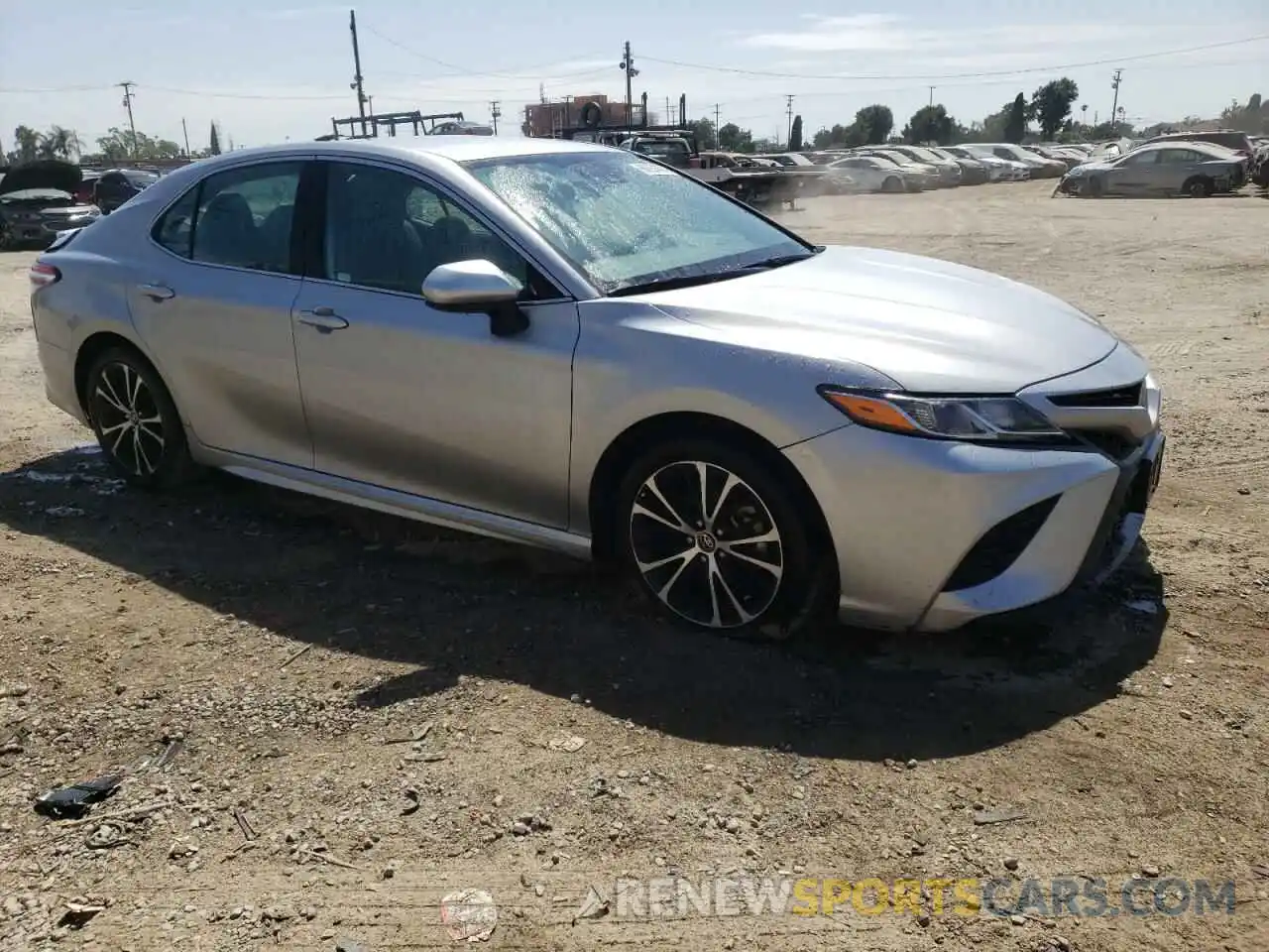 4 Photograph of a damaged car 4T1G11AK6LU862049 TOYOTA CAMRY 2020