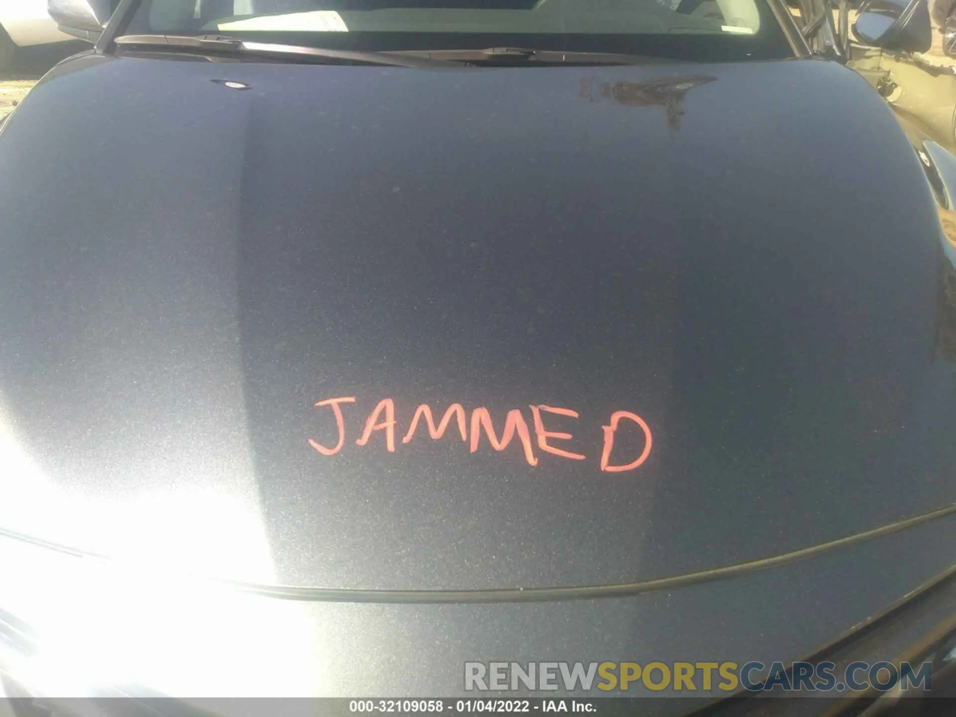 10 Photograph of a damaged car 4T1G11AK6LU872323 TOYOTA CAMRY 2020
