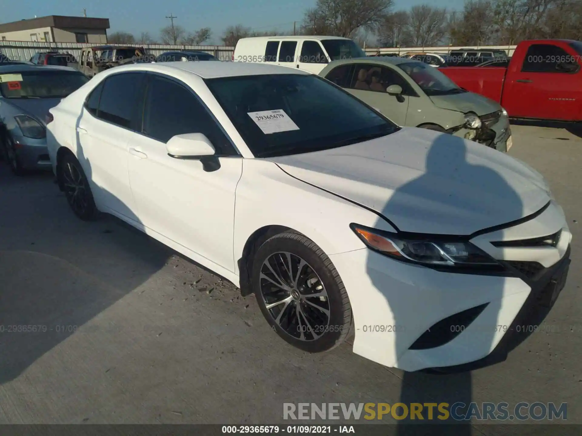 1 Photograph of a damaged car 4T1G11AK6LU874217 TOYOTA CAMRY 2020