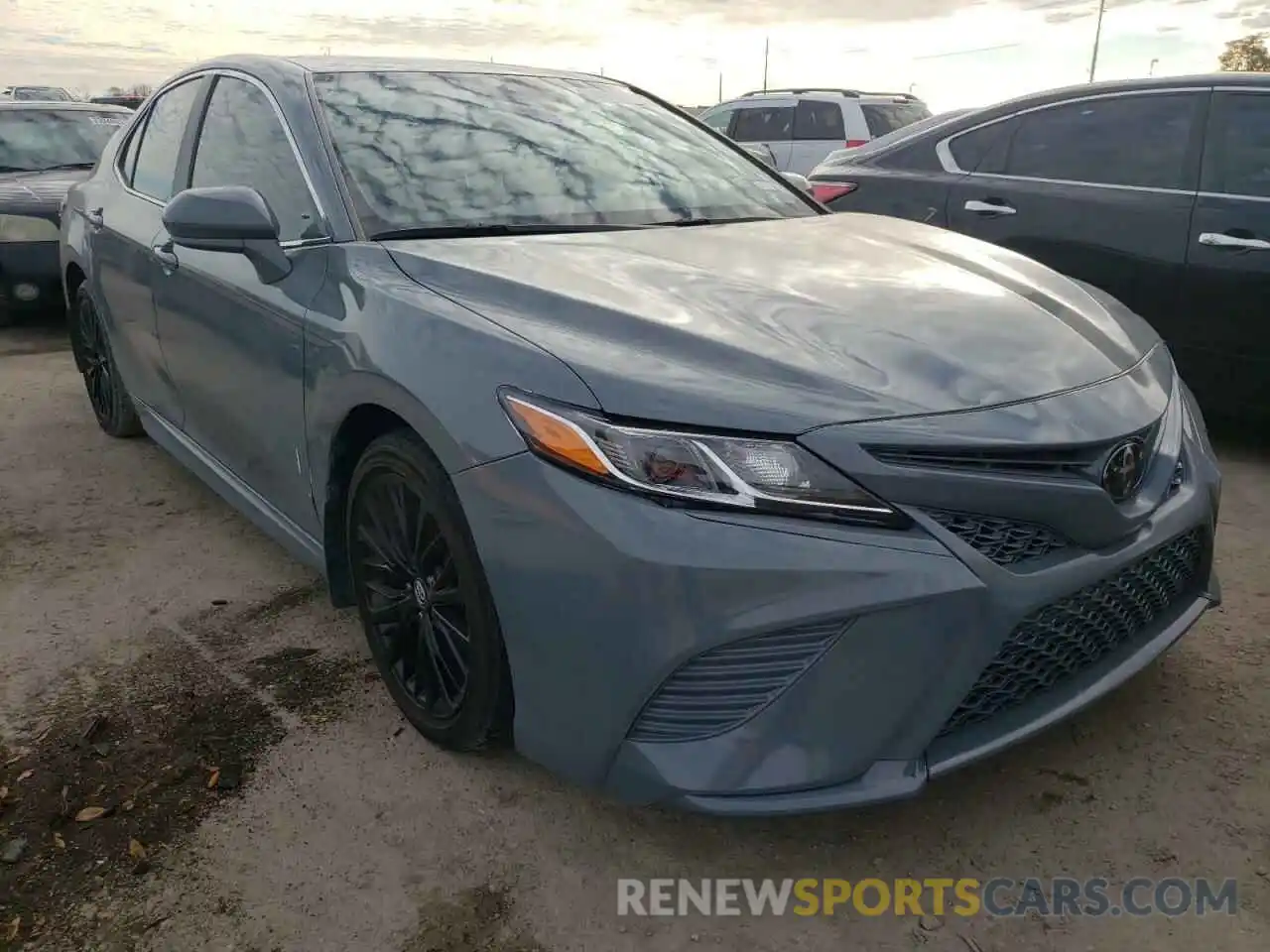 1 Photograph of a damaged car 4T1G11AK6LU899909 TOYOTA CAMRY 2020