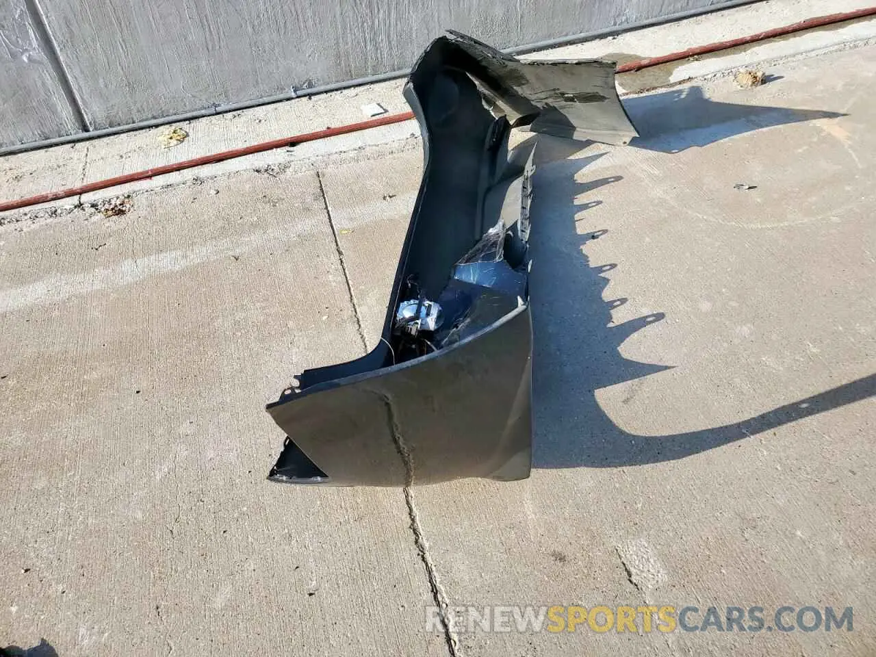 12 Photograph of a damaged car 4T1G11AK6LU900640 TOYOTA CAMRY 2020