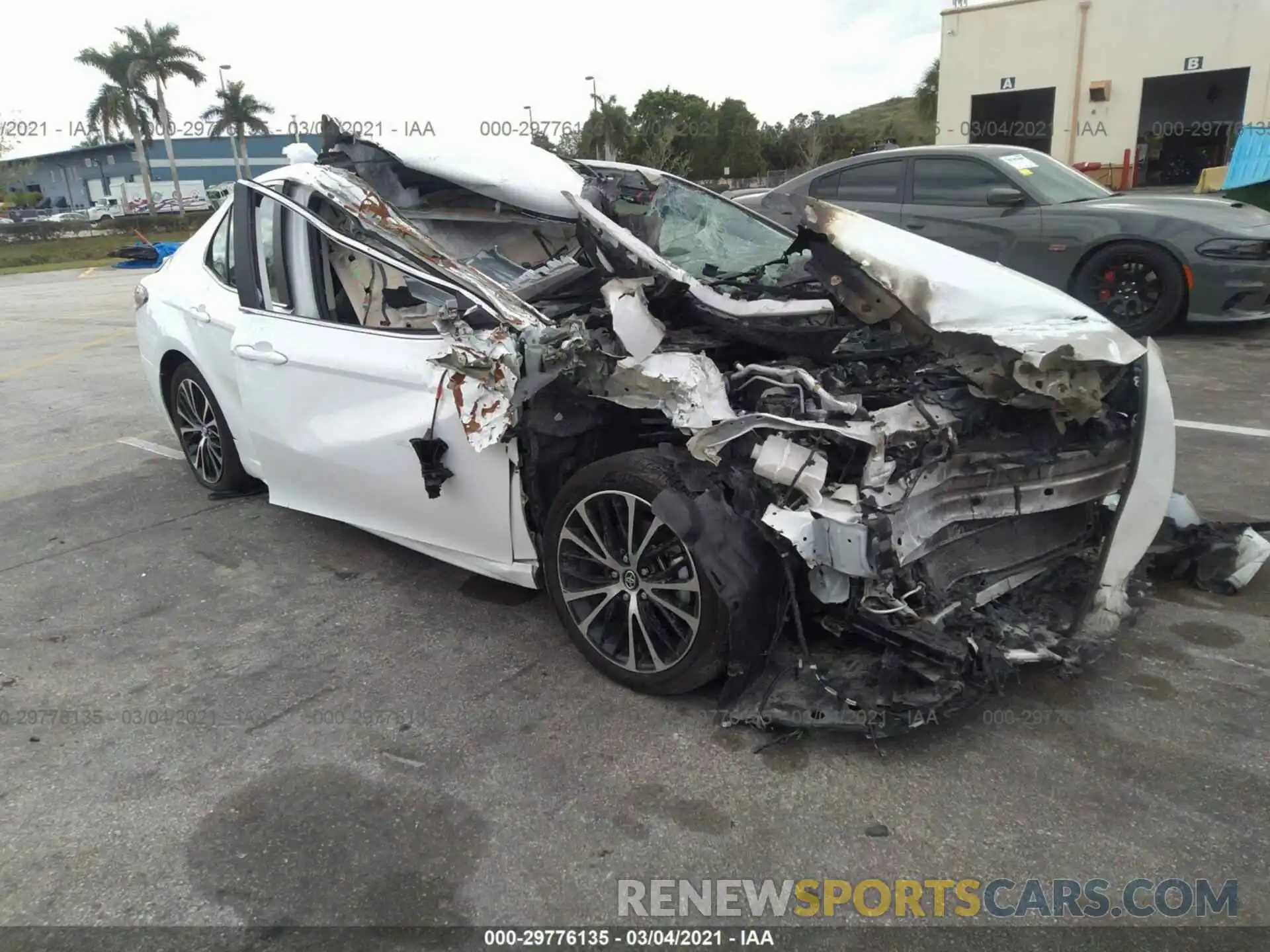 1 Photograph of a damaged car 4T1G11AK6LU904123 TOYOTA CAMRY 2020