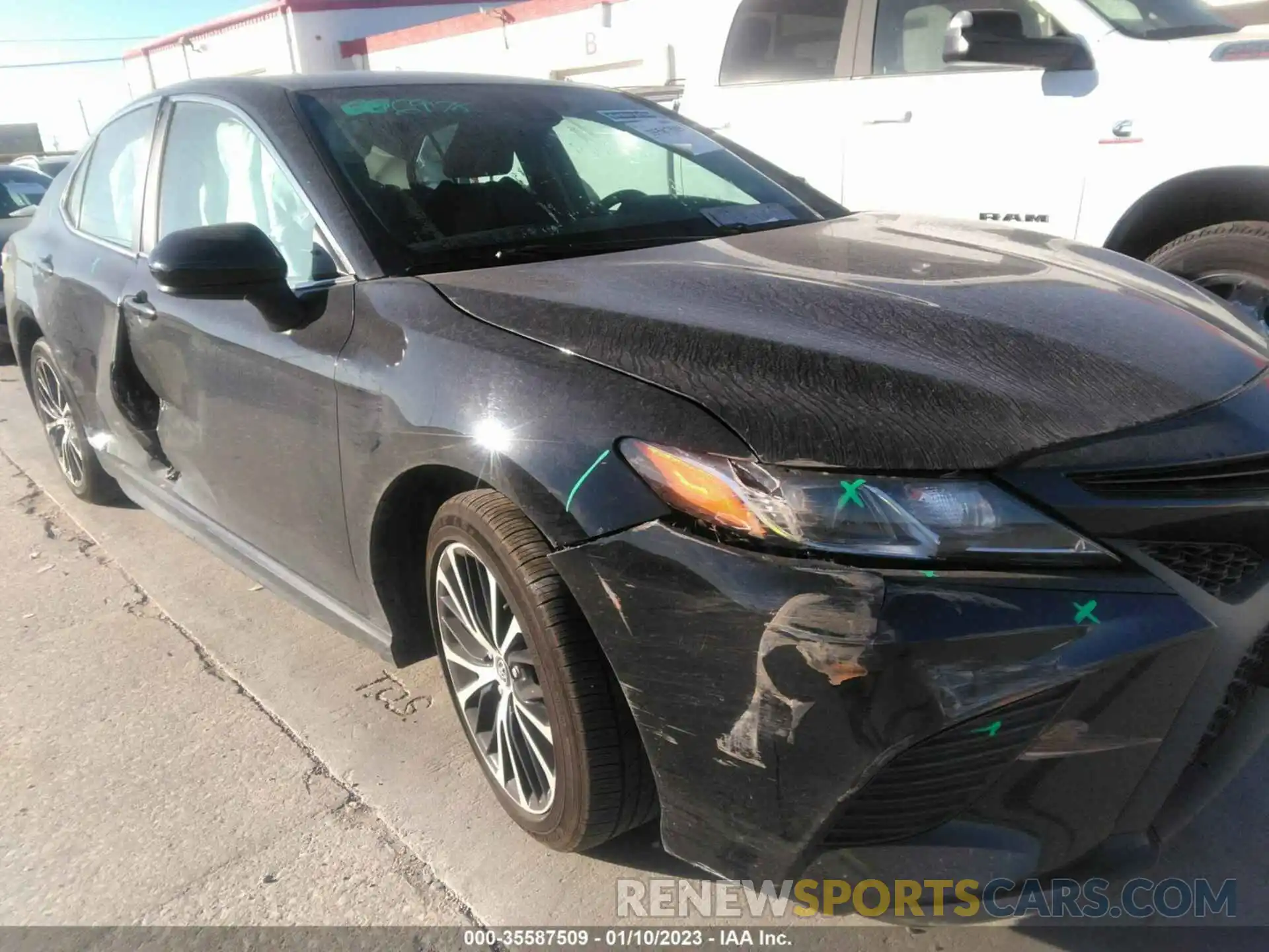 6 Photograph of a damaged car 4T1G11AK6LU914506 TOYOTA CAMRY 2020