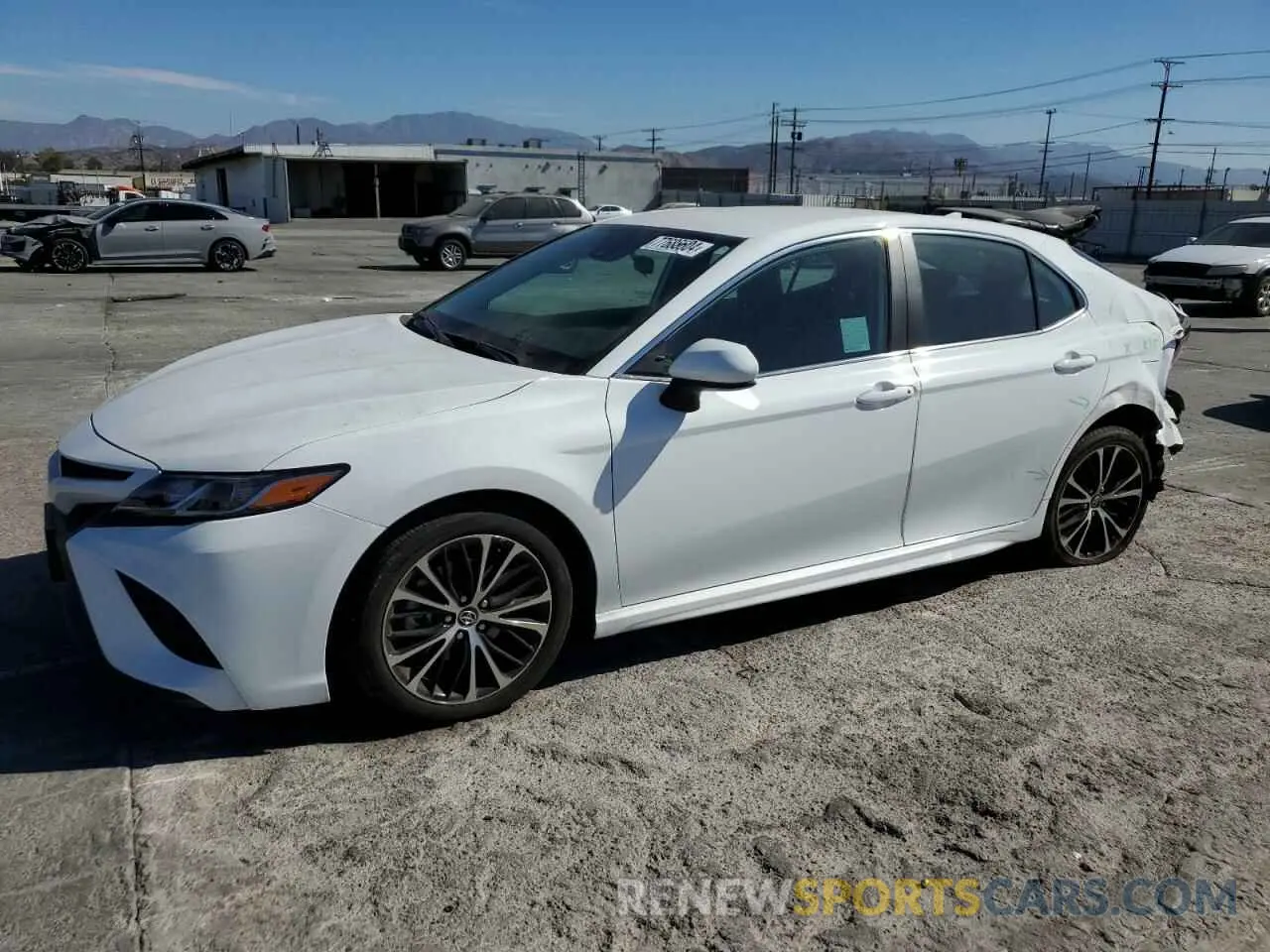 1 Photograph of a damaged car 4T1G11AK6LU917874 TOYOTA CAMRY 2020
