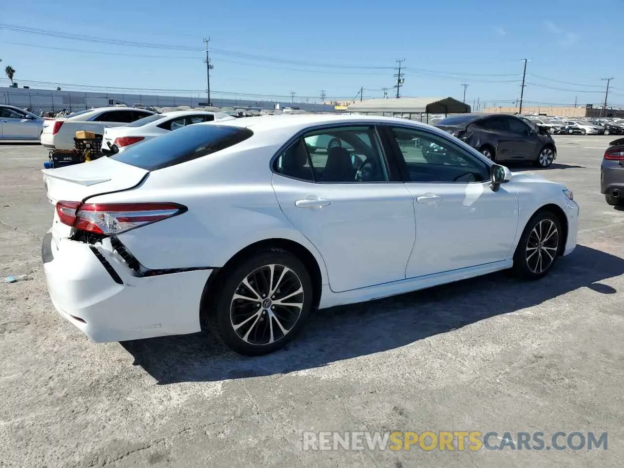 3 Photograph of a damaged car 4T1G11AK6LU917874 TOYOTA CAMRY 2020