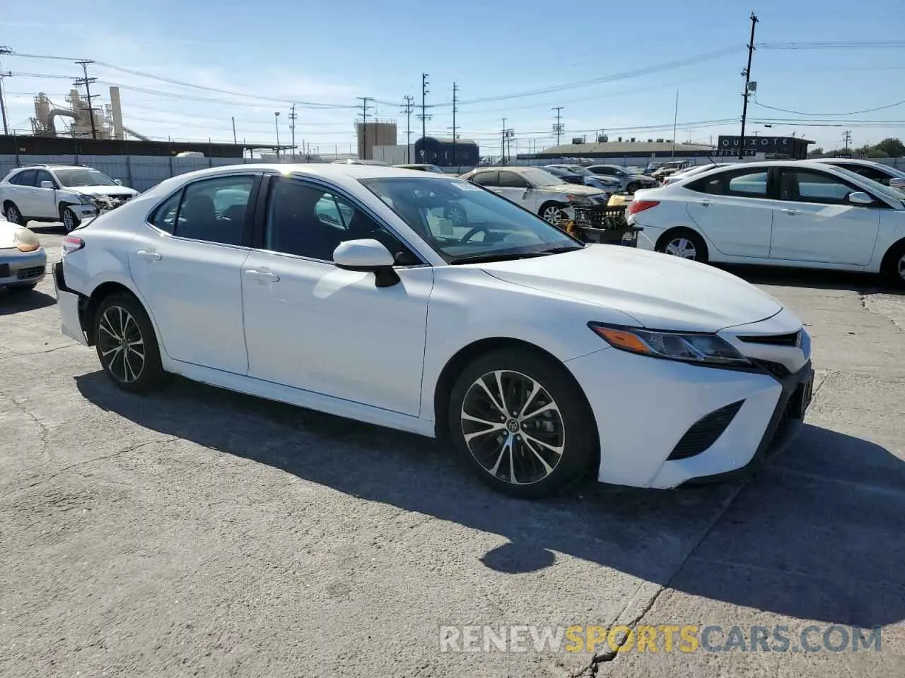 4 Photograph of a damaged car 4T1G11AK6LU917874 TOYOTA CAMRY 2020