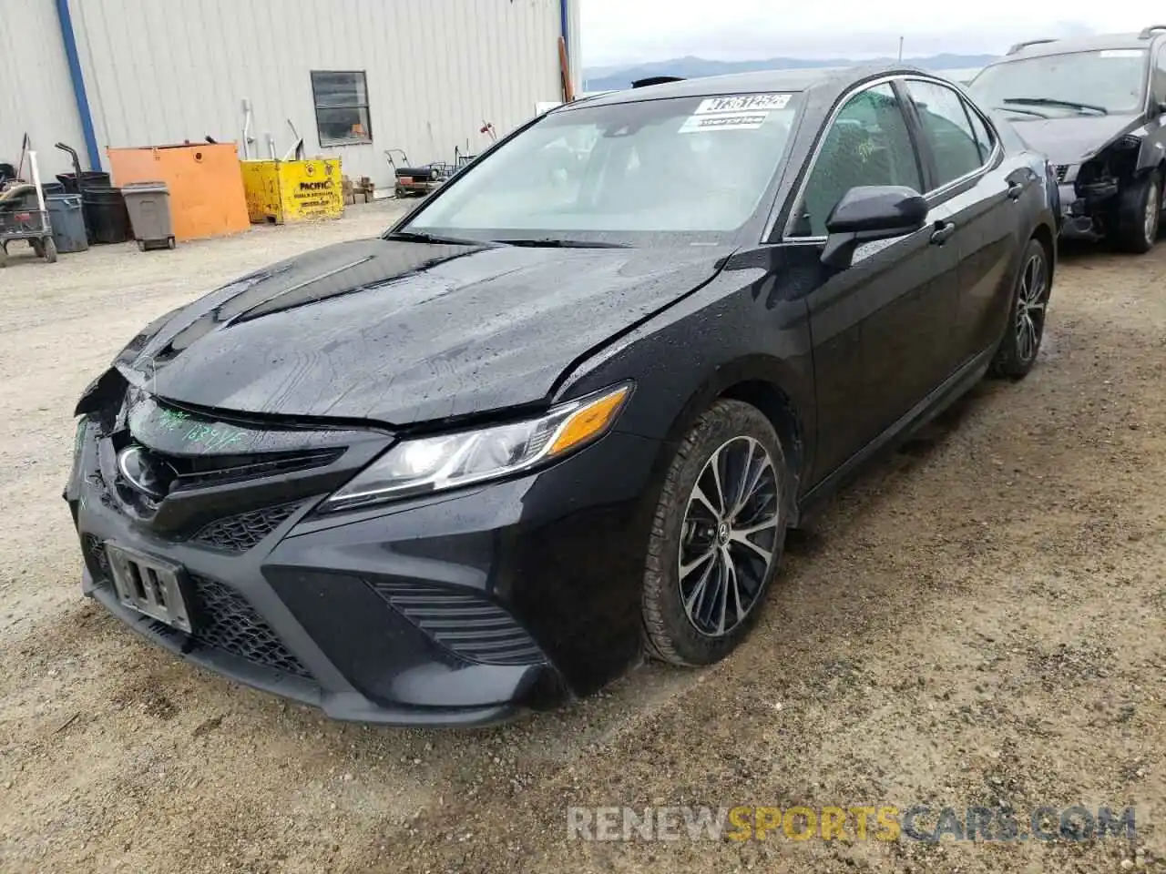 2 Photograph of a damaged car 4T1G11AK6LU930883 TOYOTA CAMRY 2020