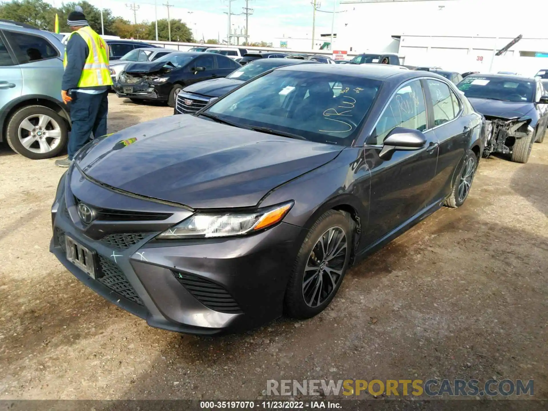 2 Photograph of a damaged car 4T1G11AK6LU932309 TOYOTA CAMRY 2020