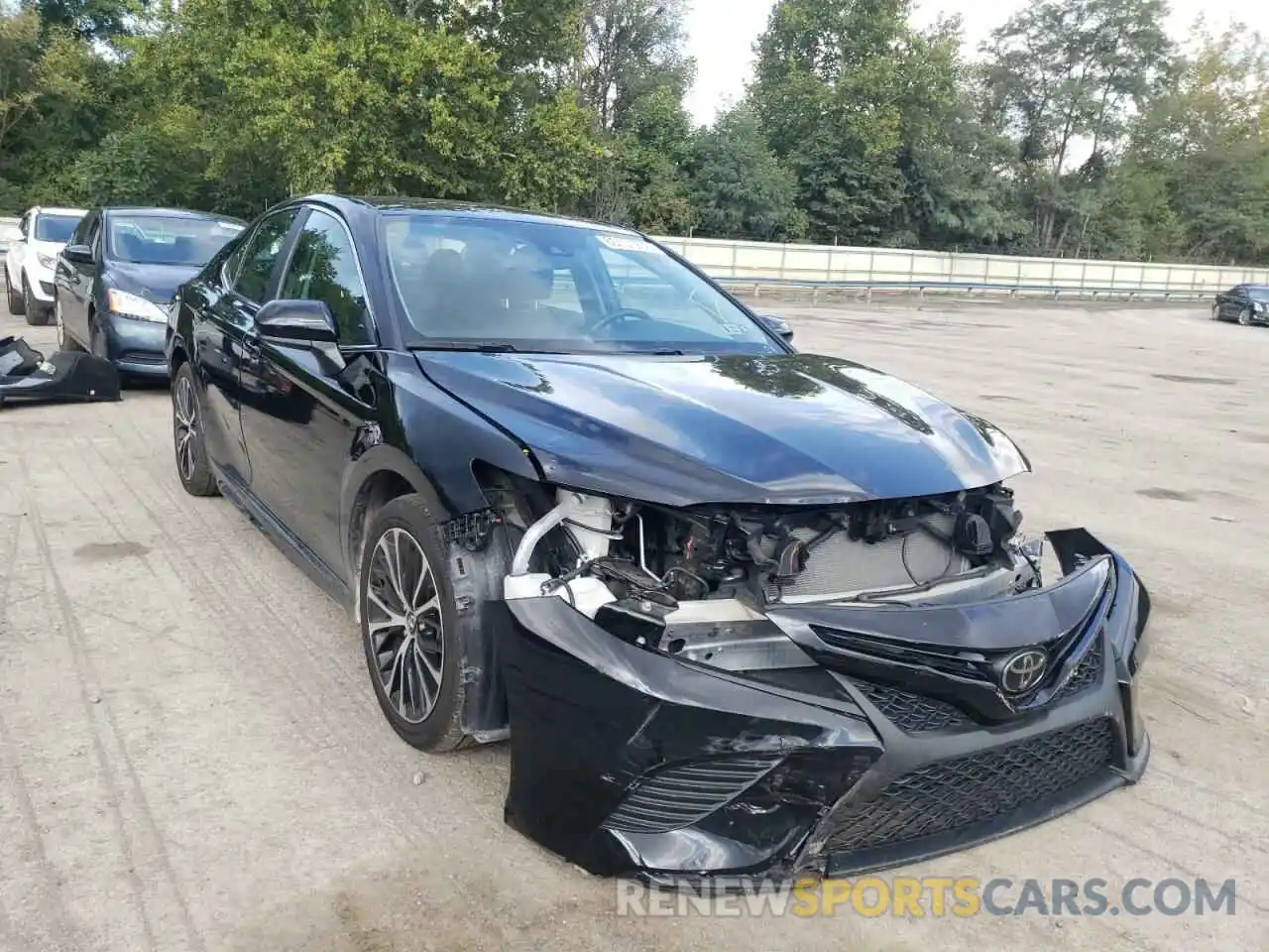 1 Photograph of a damaged car 4T1G11AK6LU941270 TOYOTA CAMRY 2020