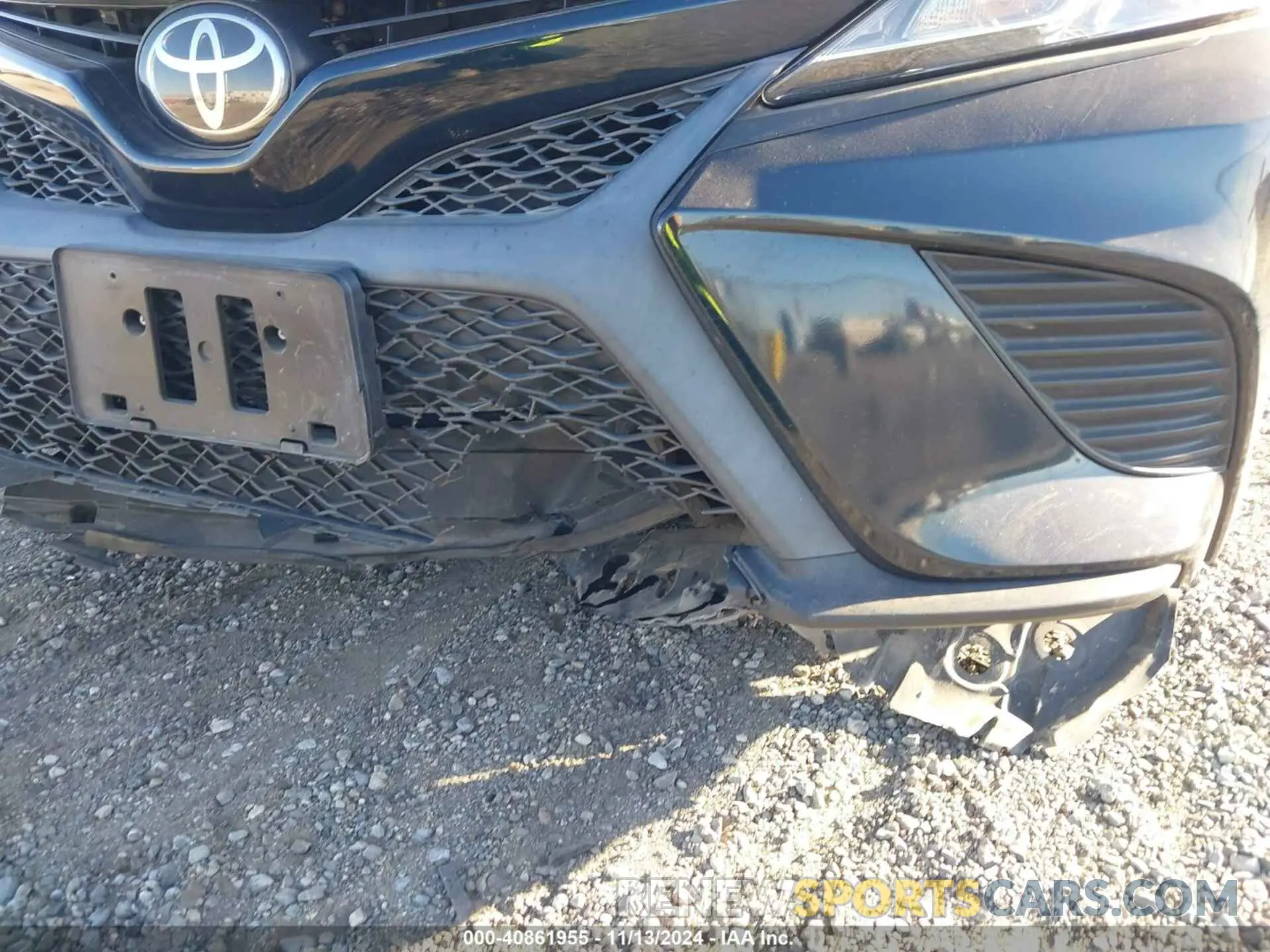 6 Photograph of a damaged car 4T1G11AK6LU945481 TOYOTA CAMRY 2020