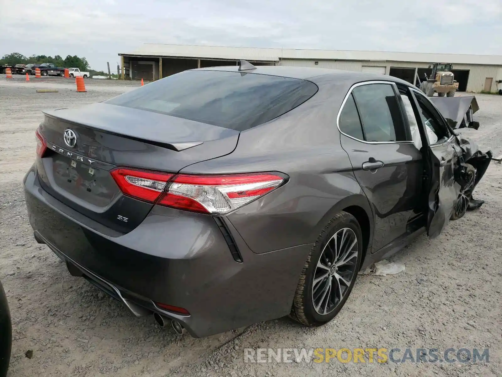 4 Photograph of a damaged car 4T1G11AK6LU956285 TOYOTA CAMRY 2020