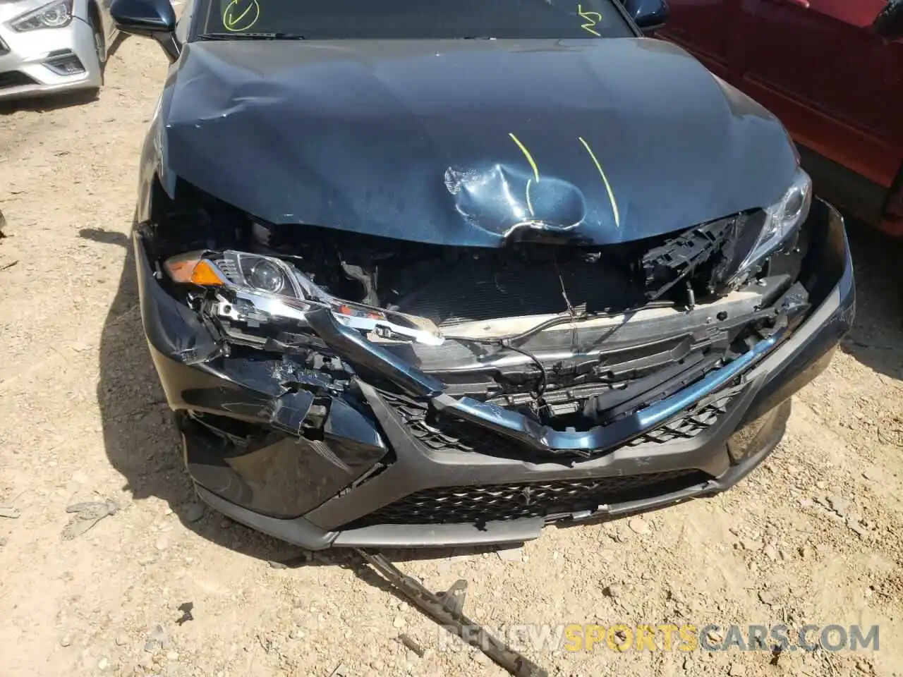 9 Photograph of a damaged car 4T1G11AK6LU956383 TOYOTA CAMRY 2020