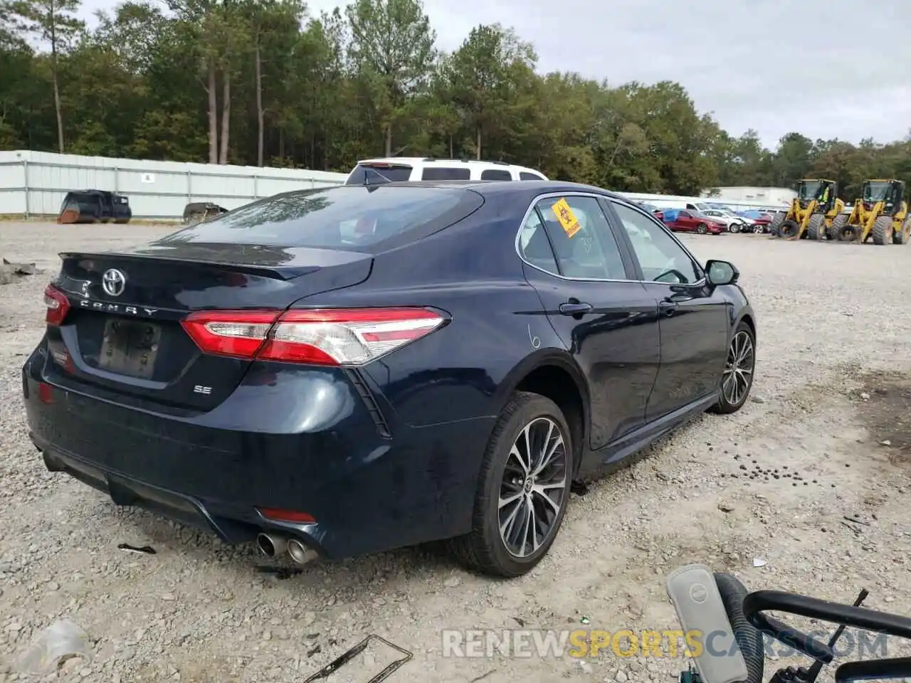 4 Photograph of a damaged car 4T1G11AK6LU959929 TOYOTA CAMRY 2020