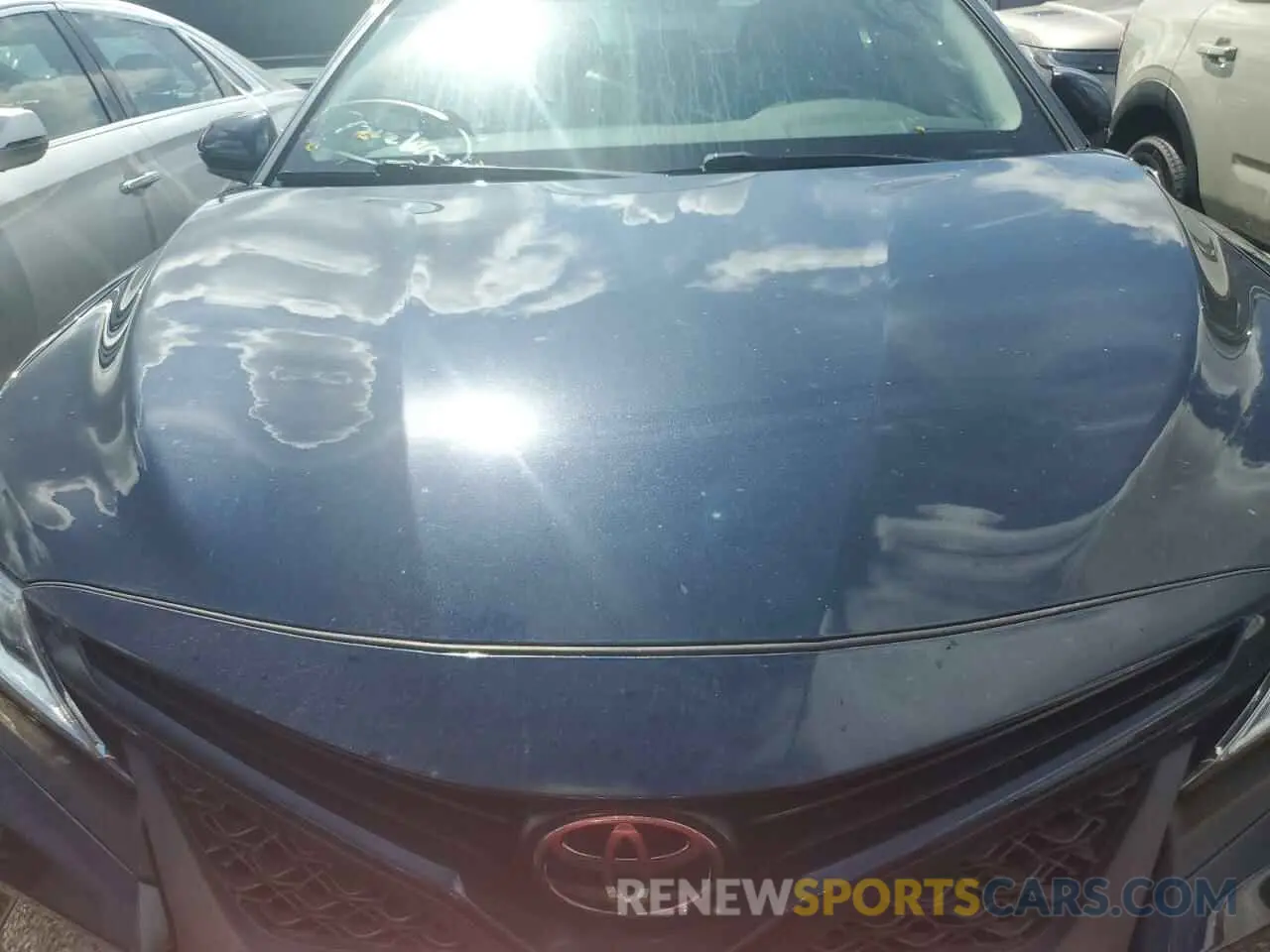 5 Photograph of a damaged car 4T1G11AK6LU964287 TOYOTA CAMRY 2020