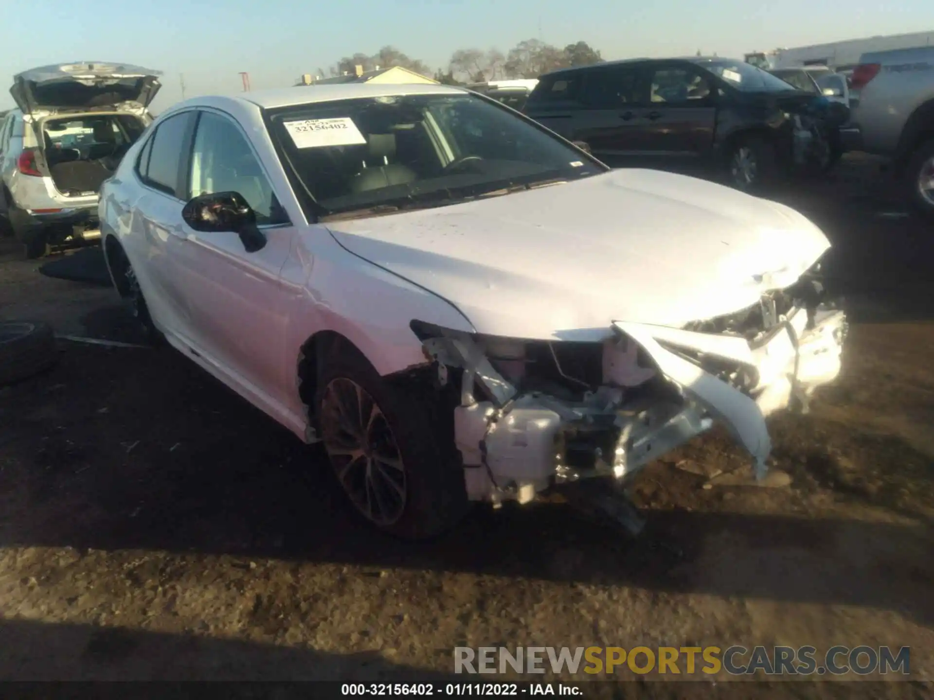 1 Photograph of a damaged car 4T1G11AK6LU965813 TOYOTA CAMRY 2020