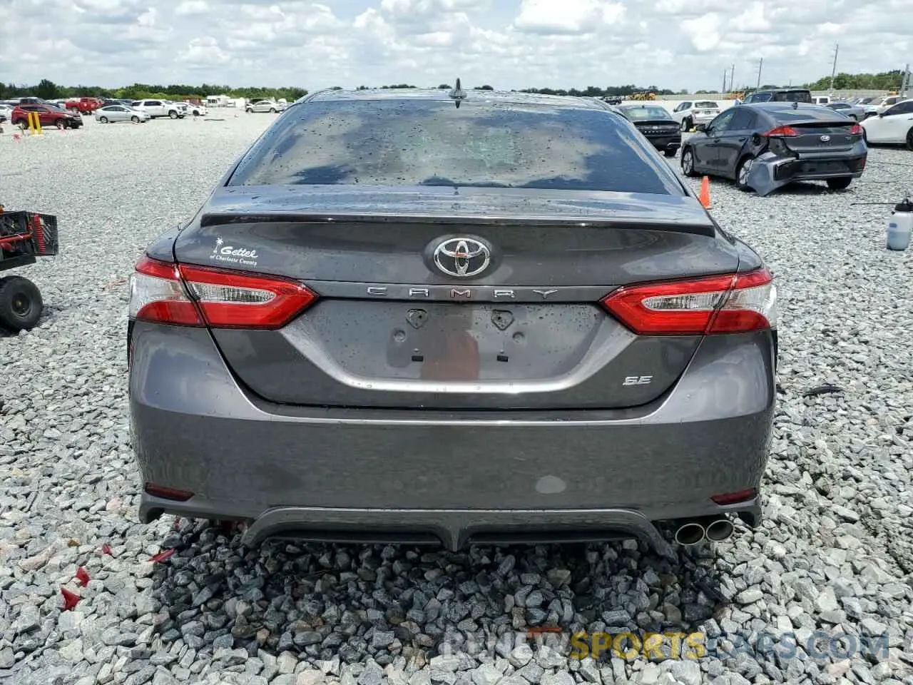 6 Photograph of a damaged car 4T1G11AK6LU969473 TOYOTA CAMRY 2020