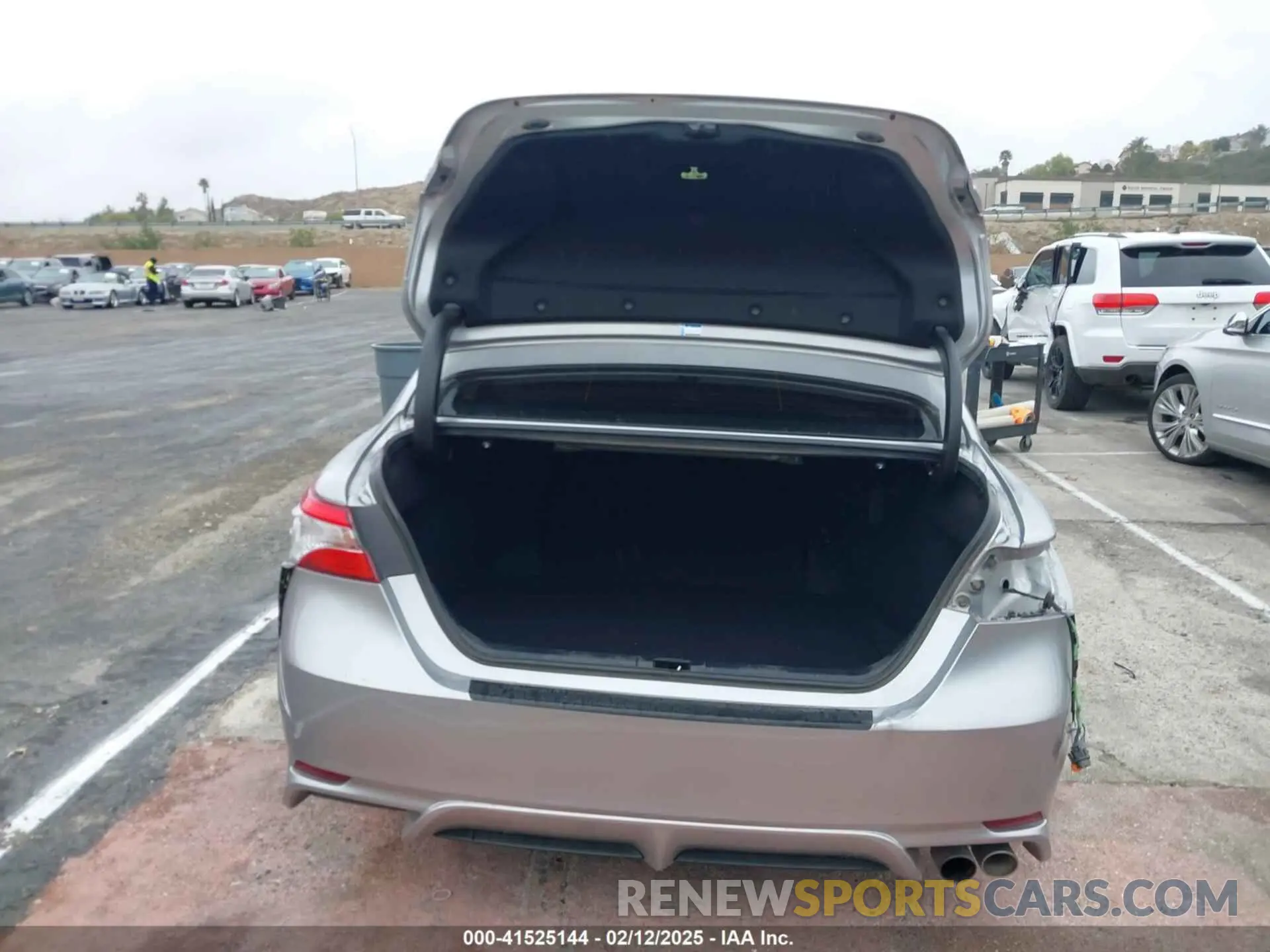 17 Photograph of a damaged car 4T1G11AK6LU974558 TOYOTA CAMRY 2020