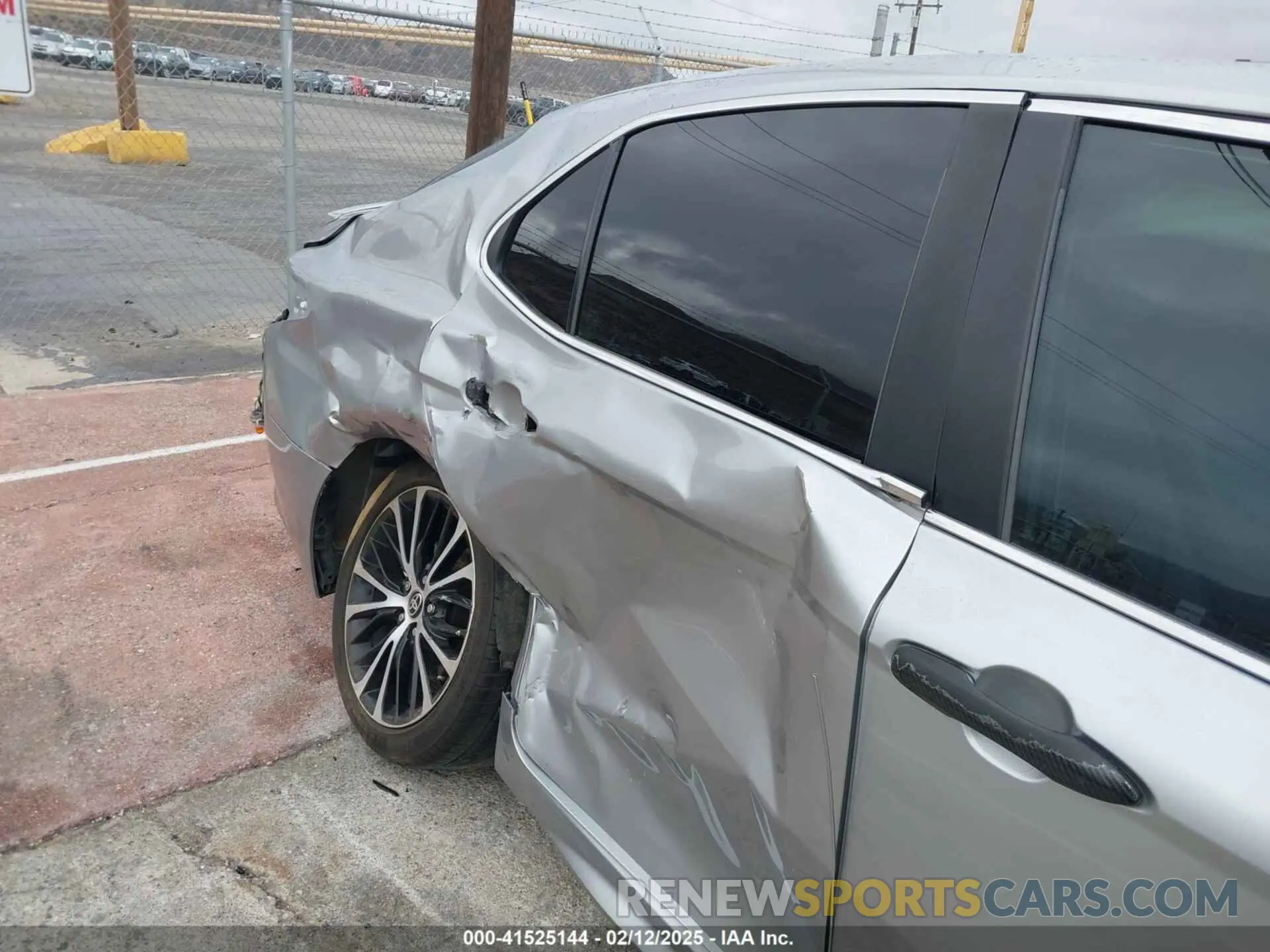 6 Photograph of a damaged car 4T1G11AK6LU974558 TOYOTA CAMRY 2020