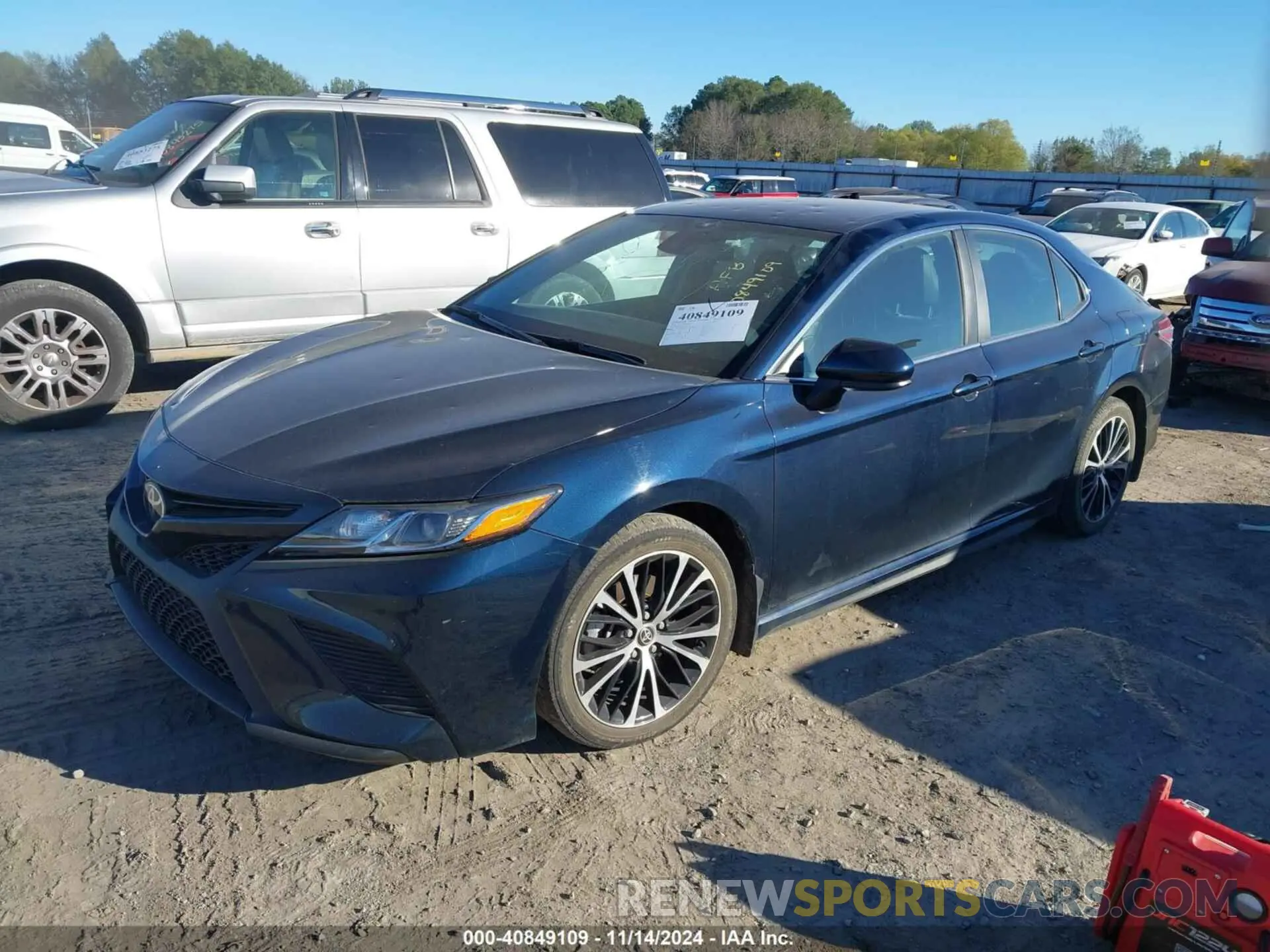 2 Photograph of a damaged car 4T1G11AK6LU983342 TOYOTA CAMRY 2020