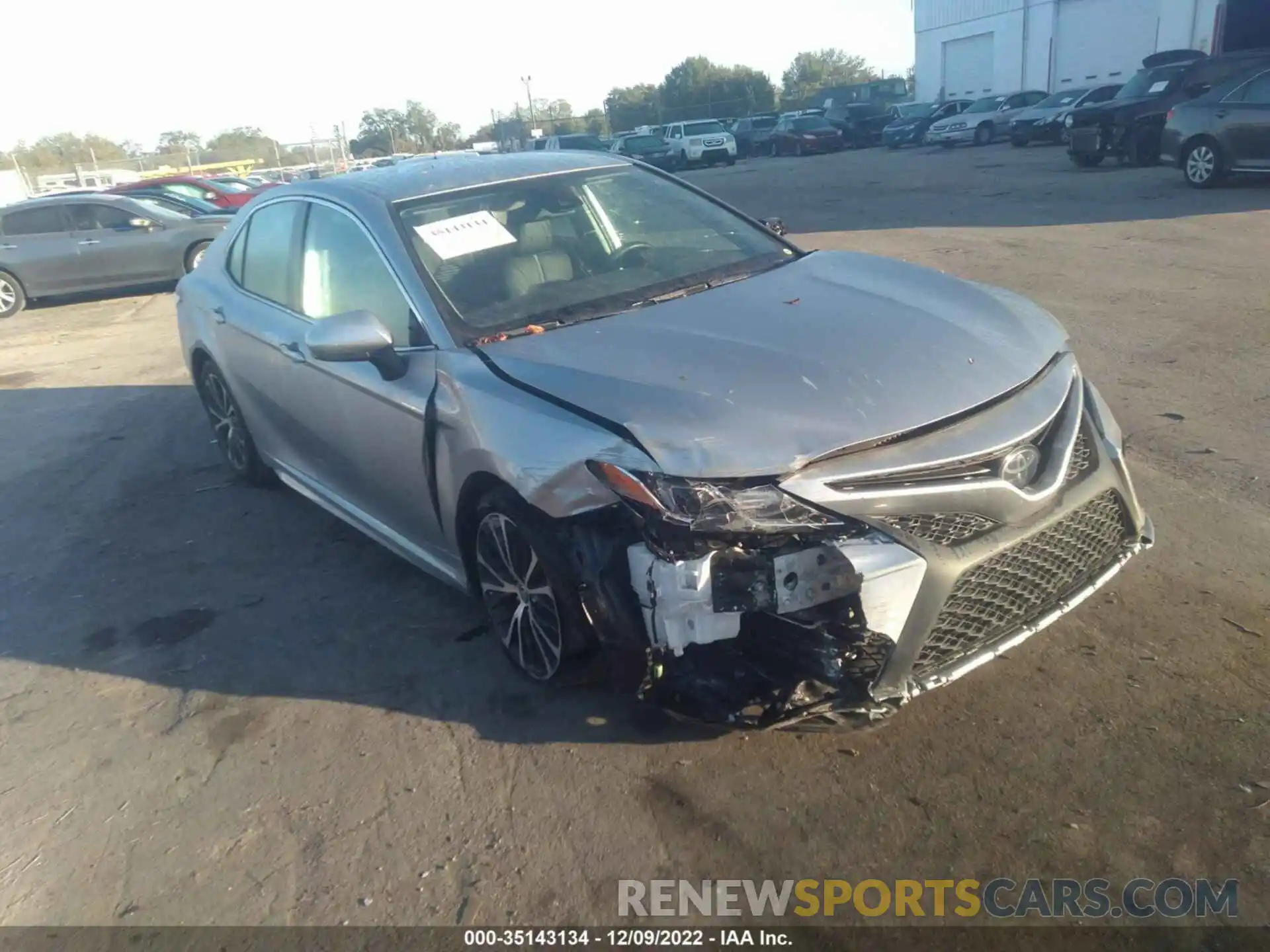 1 Photograph of a damaged car 4T1G11AK6LU987262 TOYOTA CAMRY 2020