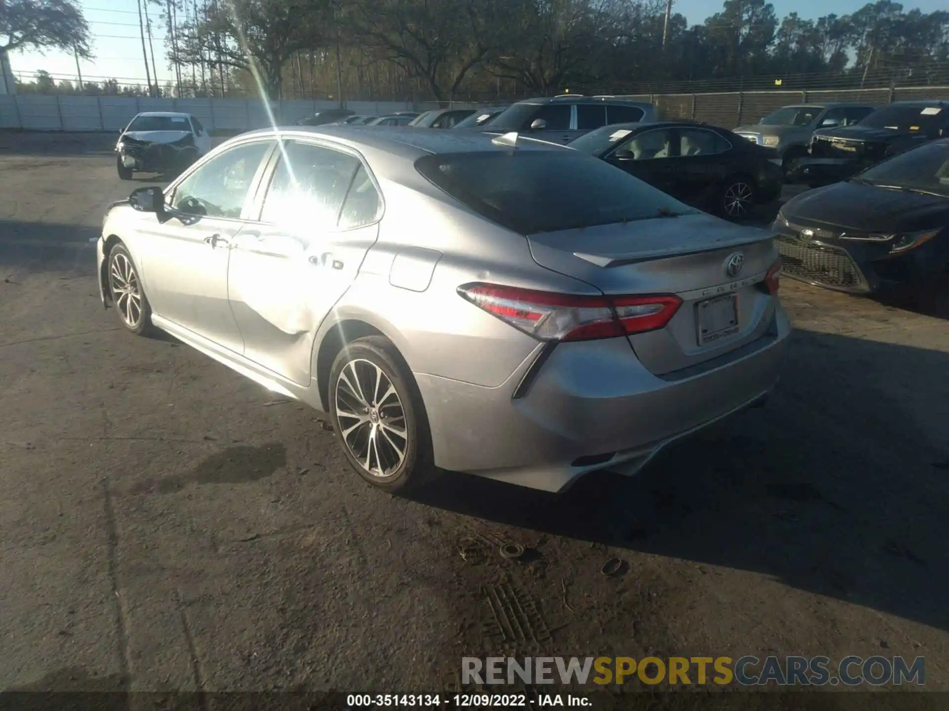 3 Photograph of a damaged car 4T1G11AK6LU987262 TOYOTA CAMRY 2020